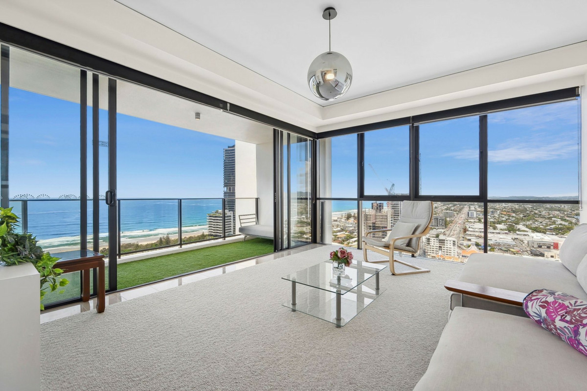 2904/22 Surf Parade, BROADBEACH