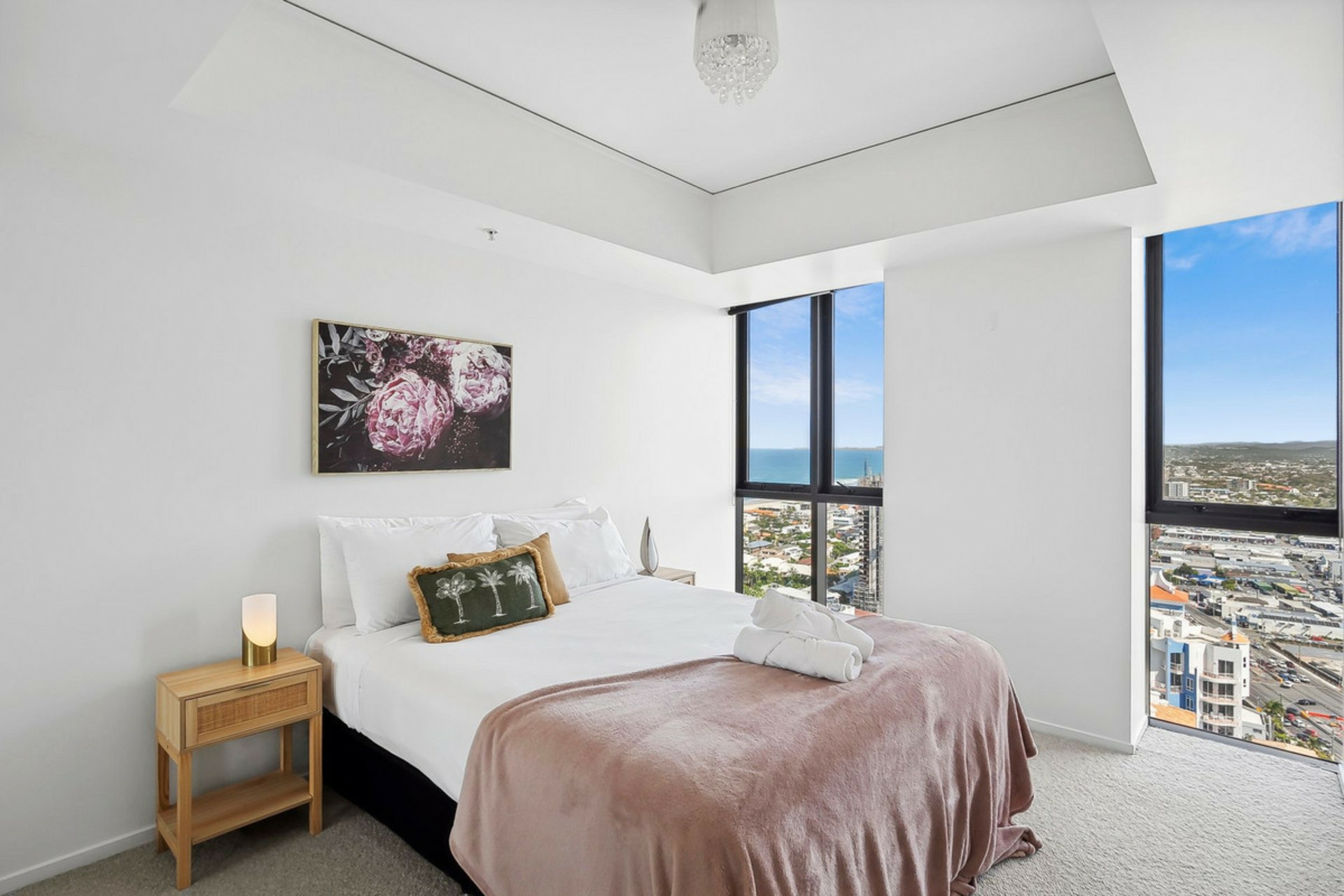 2904/22 Surf Parade, BROADBEACH