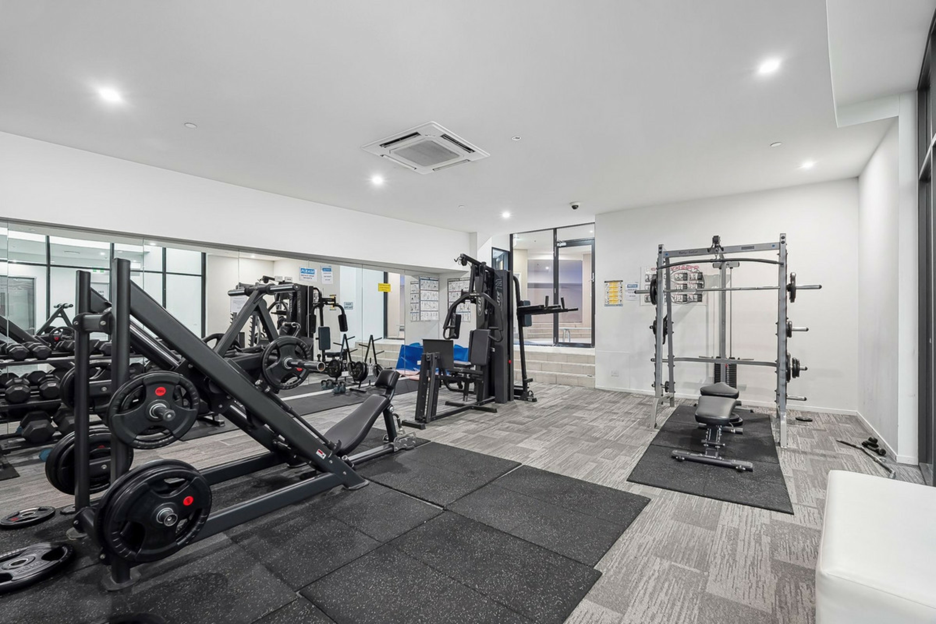 2904/22 Surf Parade, BROADBEACH