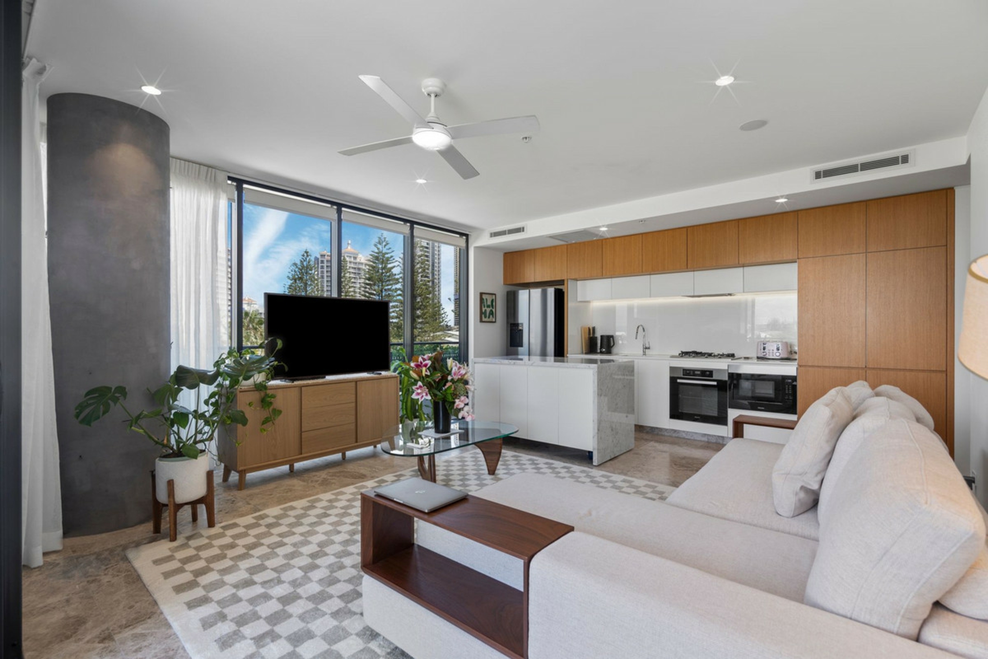 201/4-6 Alexandra Avenue, BROADBEACH