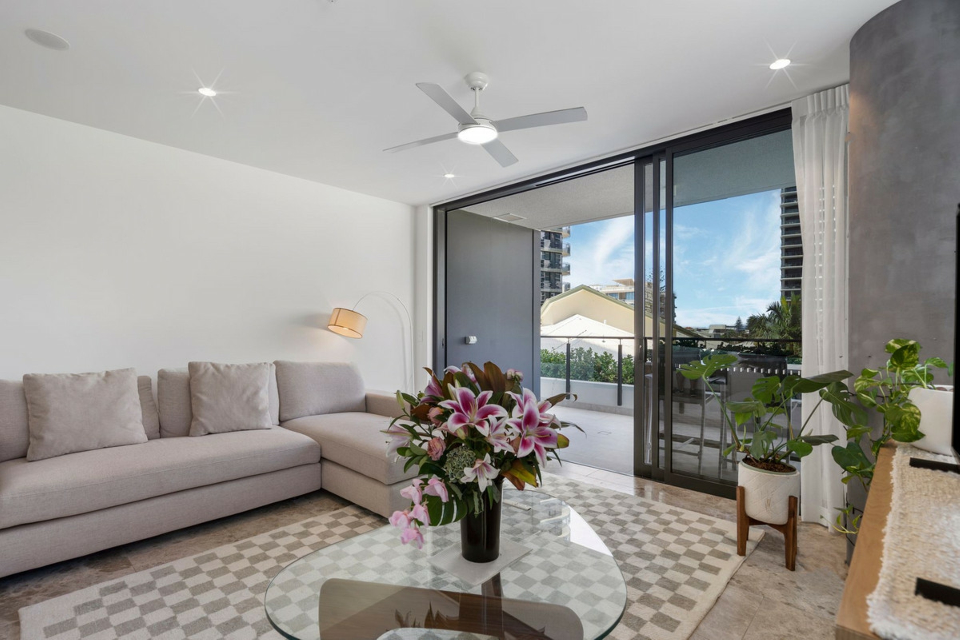 201/4-6 Alexandra Avenue, BROADBEACH