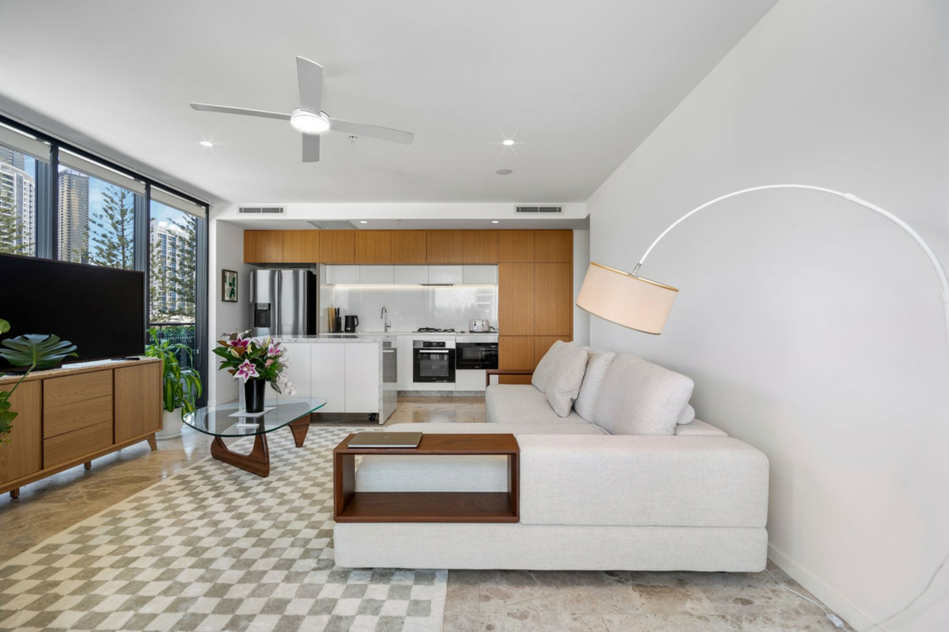 201/4-6 Alexandra Avenue, BROADBEACH