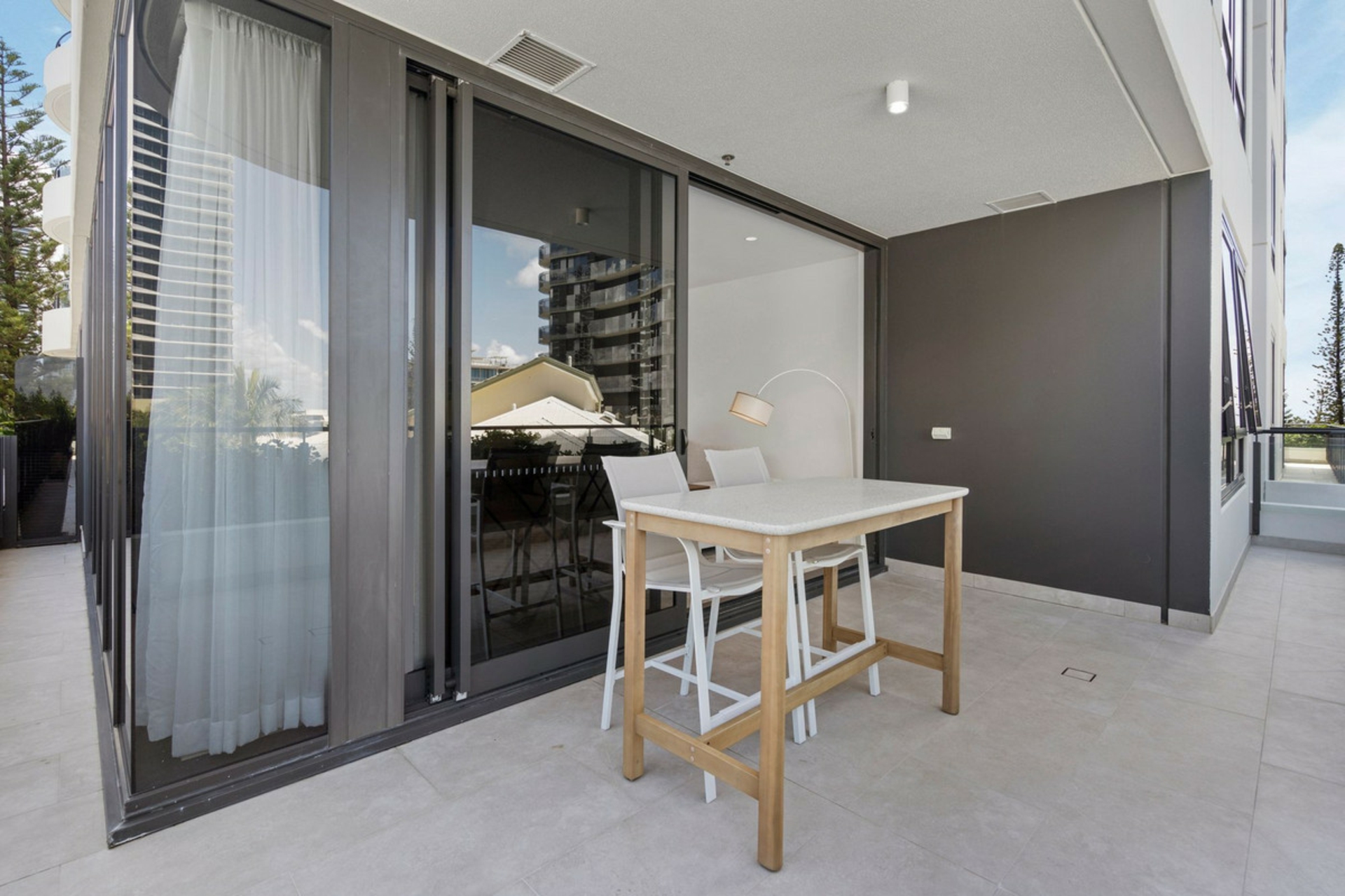 201/4-6 Alexandra Avenue, BROADBEACH