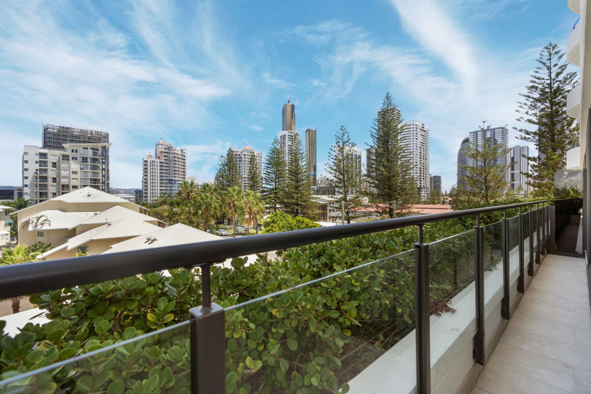 201/4-6 Alexandra Avenue, BROADBEACH