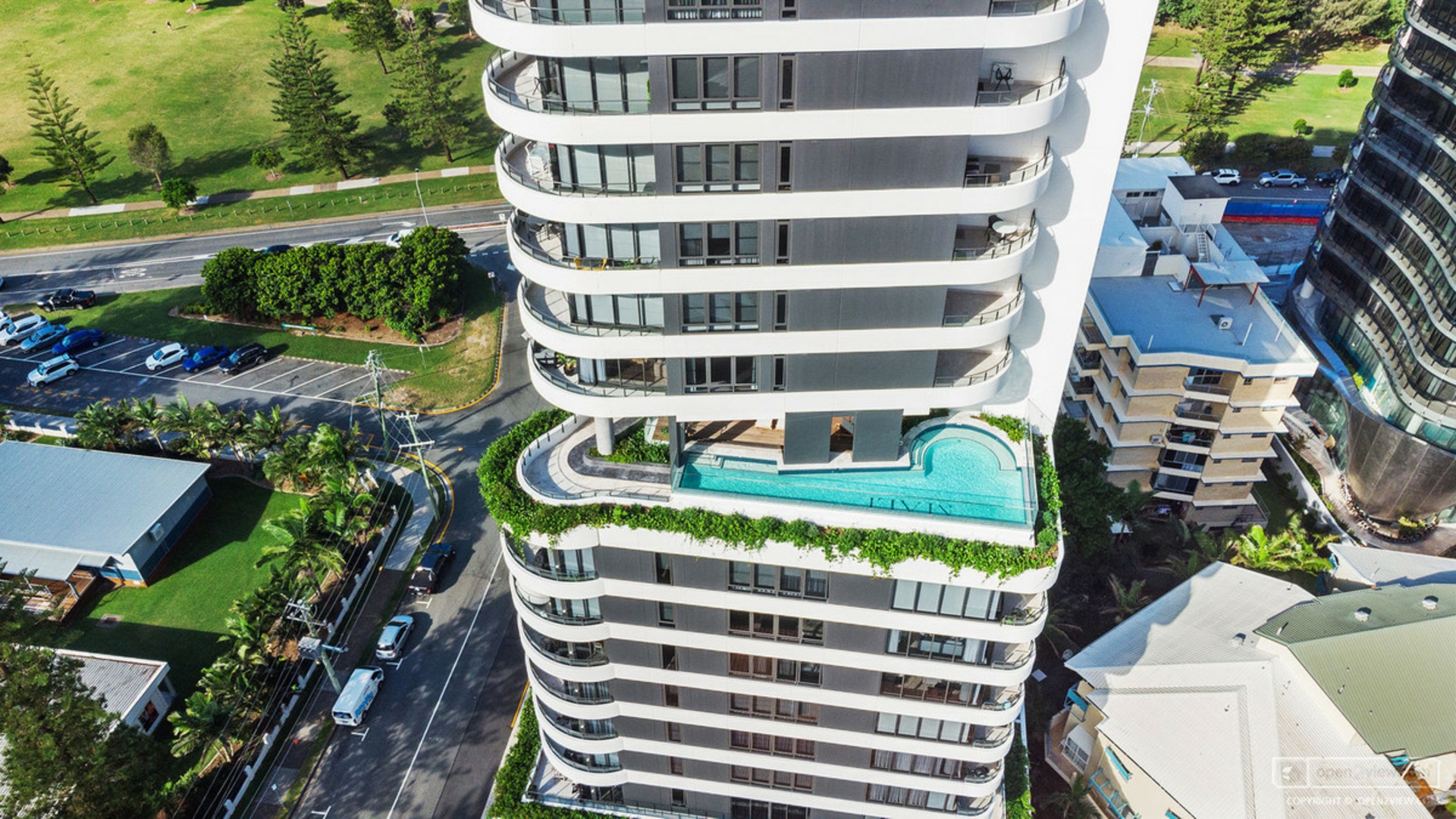 201/4-6 Alexandra Avenue, BROADBEACH