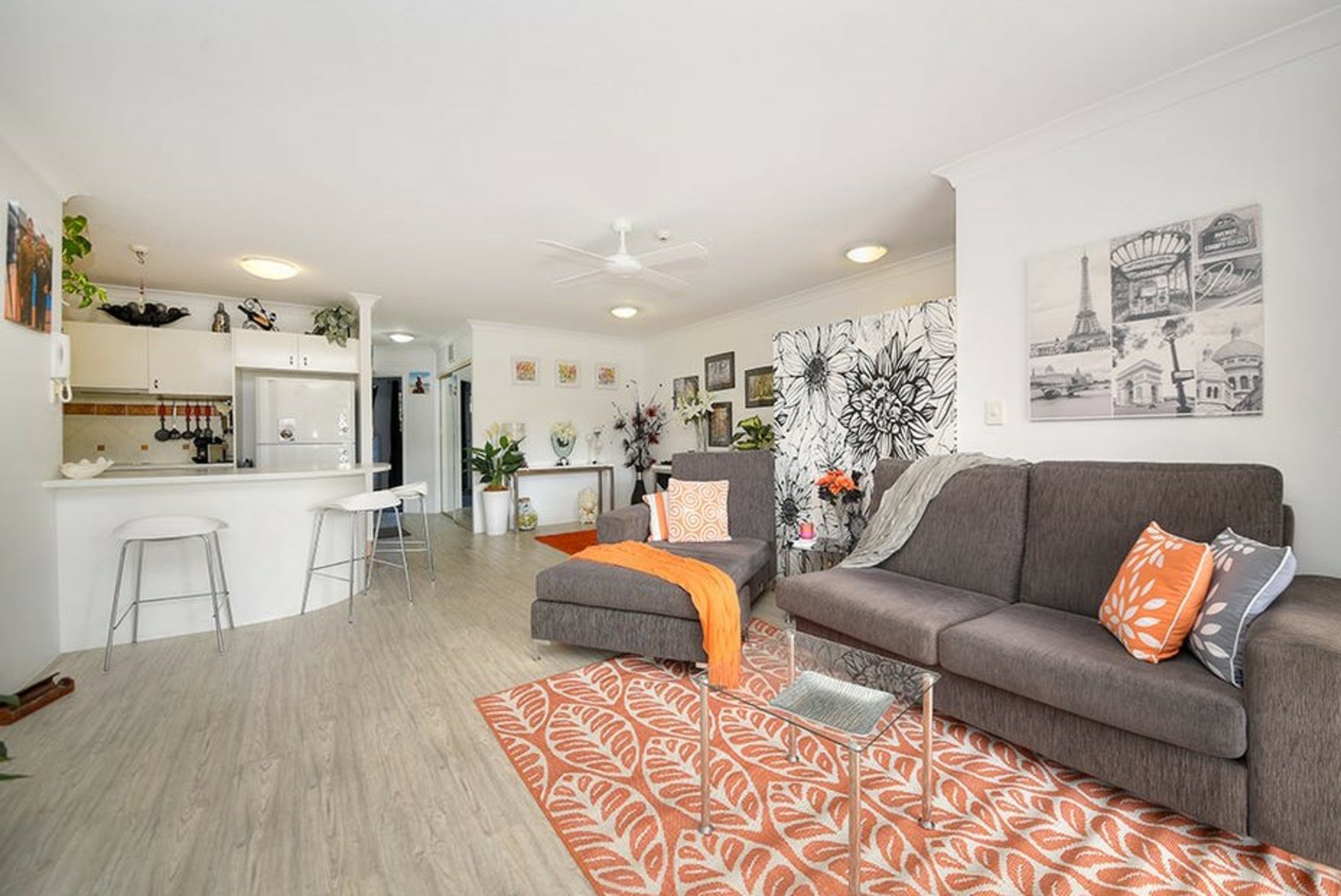 16/12 Monte Carlo Avenue, SURFERS PARADISE