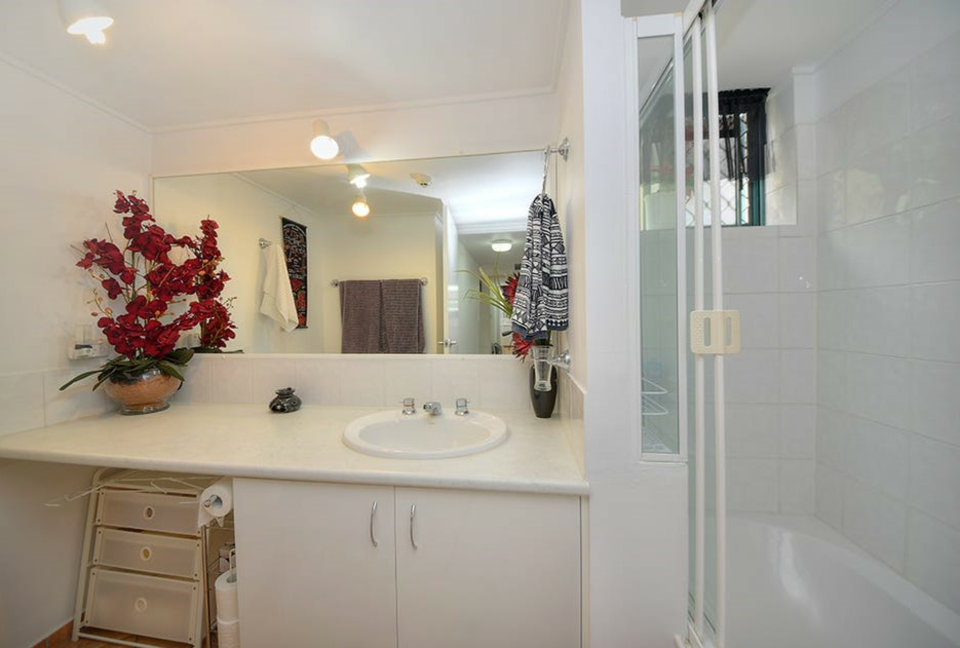 16/12 Monte Carlo Avenue, SURFERS PARADISE
