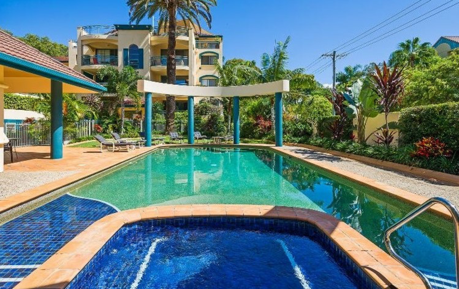16/12 Monte Carlo Avenue, SURFERS PARADISE