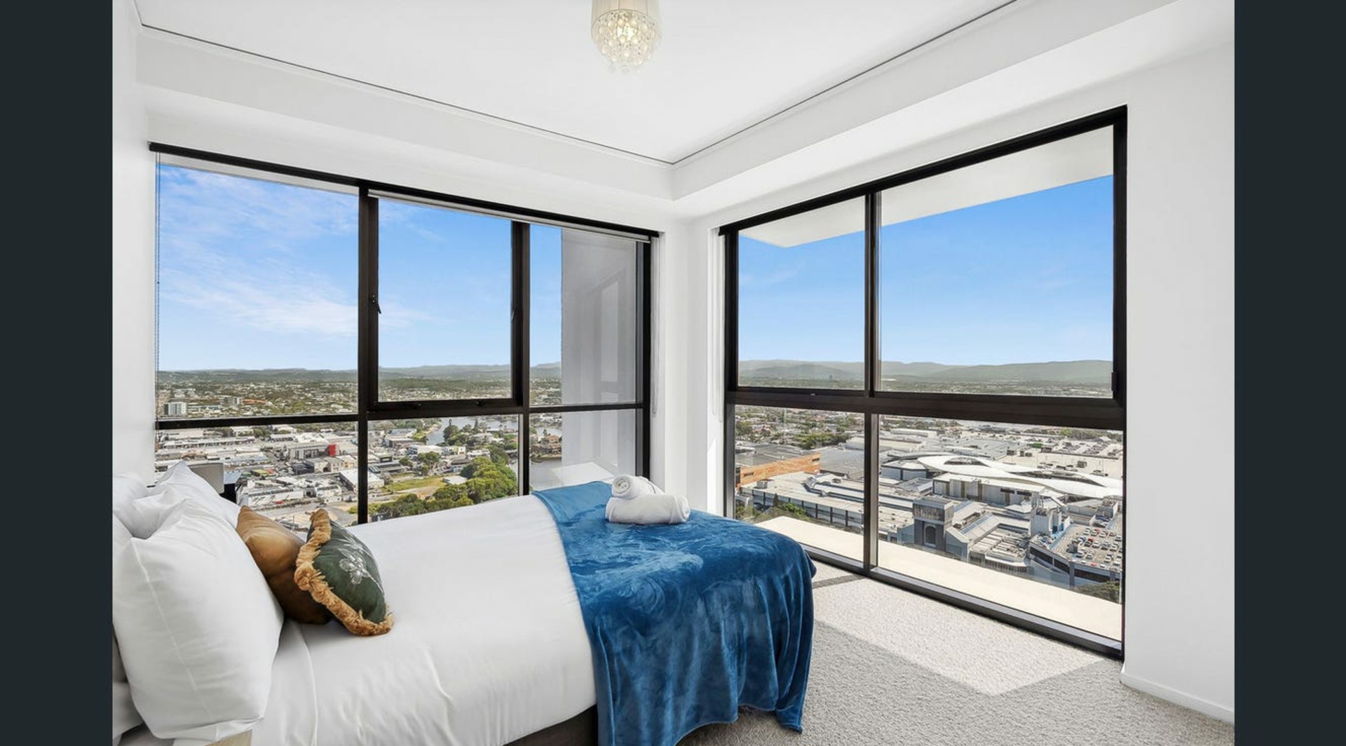 2904/22 Surf Parade, BROADBEACH