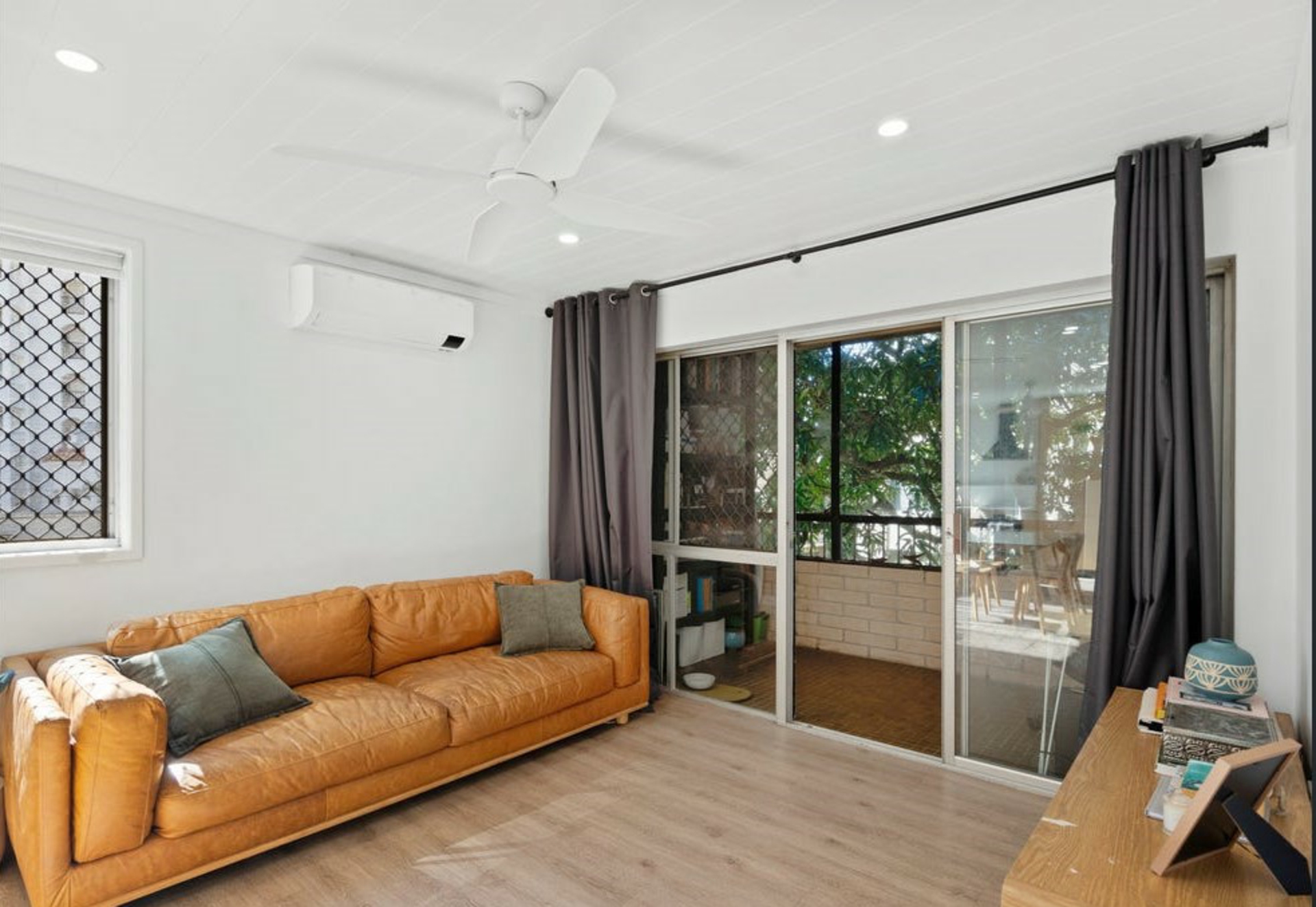 6/21 First Avenue, SURFERS PARADISE