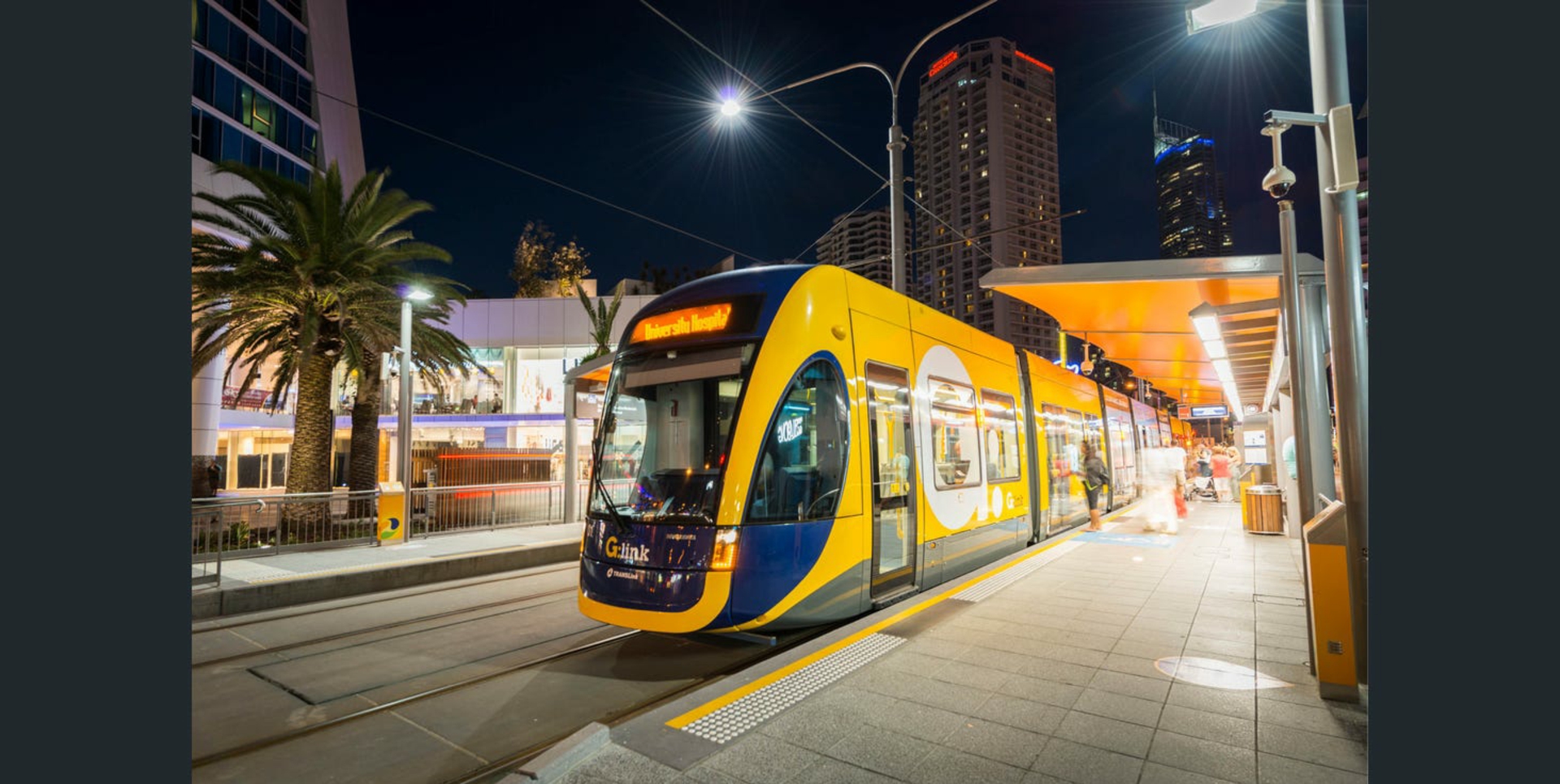 6/21 First Avenue, SURFERS PARADISE