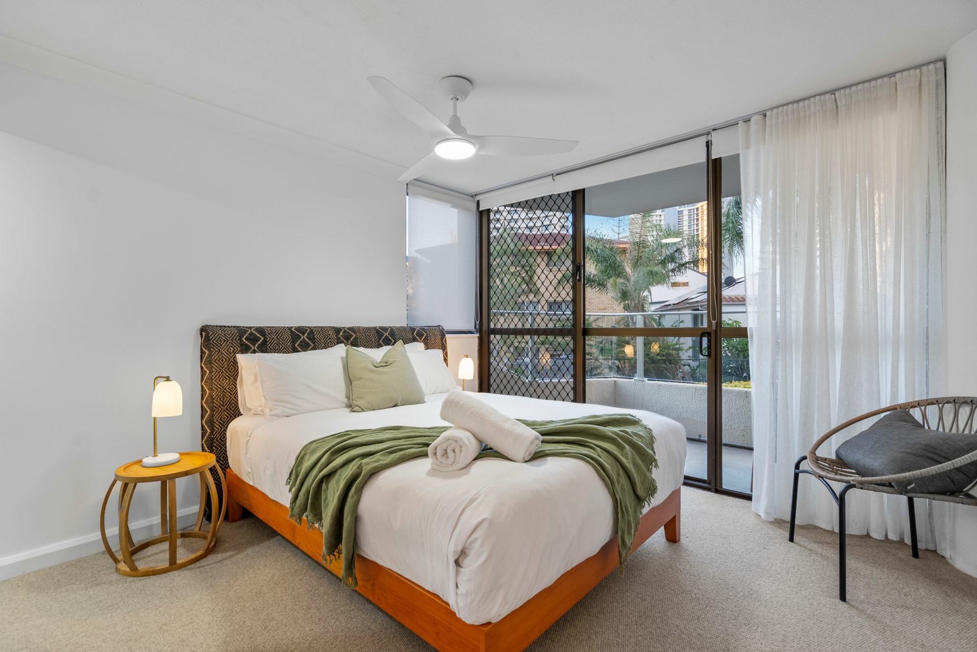 2/19 Fern Street, SURFERS PARADISE