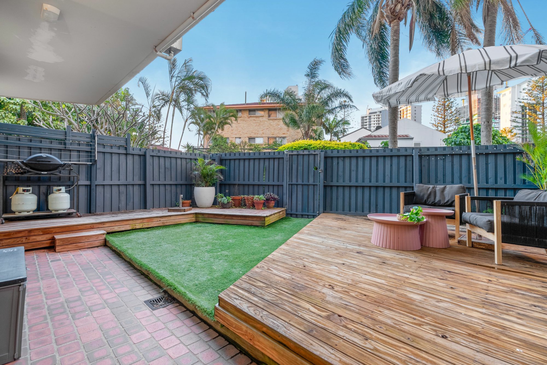 2/19 Fern Street, SURFERS PARADISE