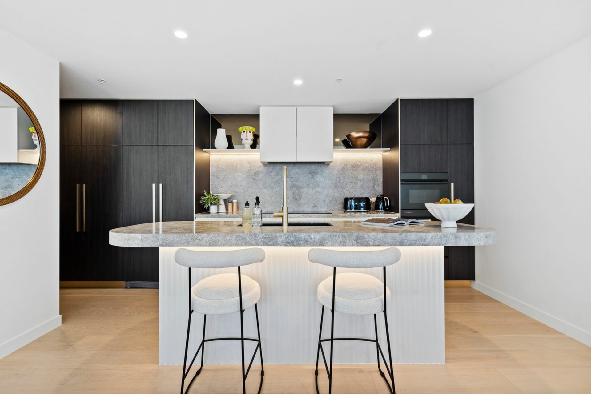 Broadbeach, 4218 — photo 4 of 20