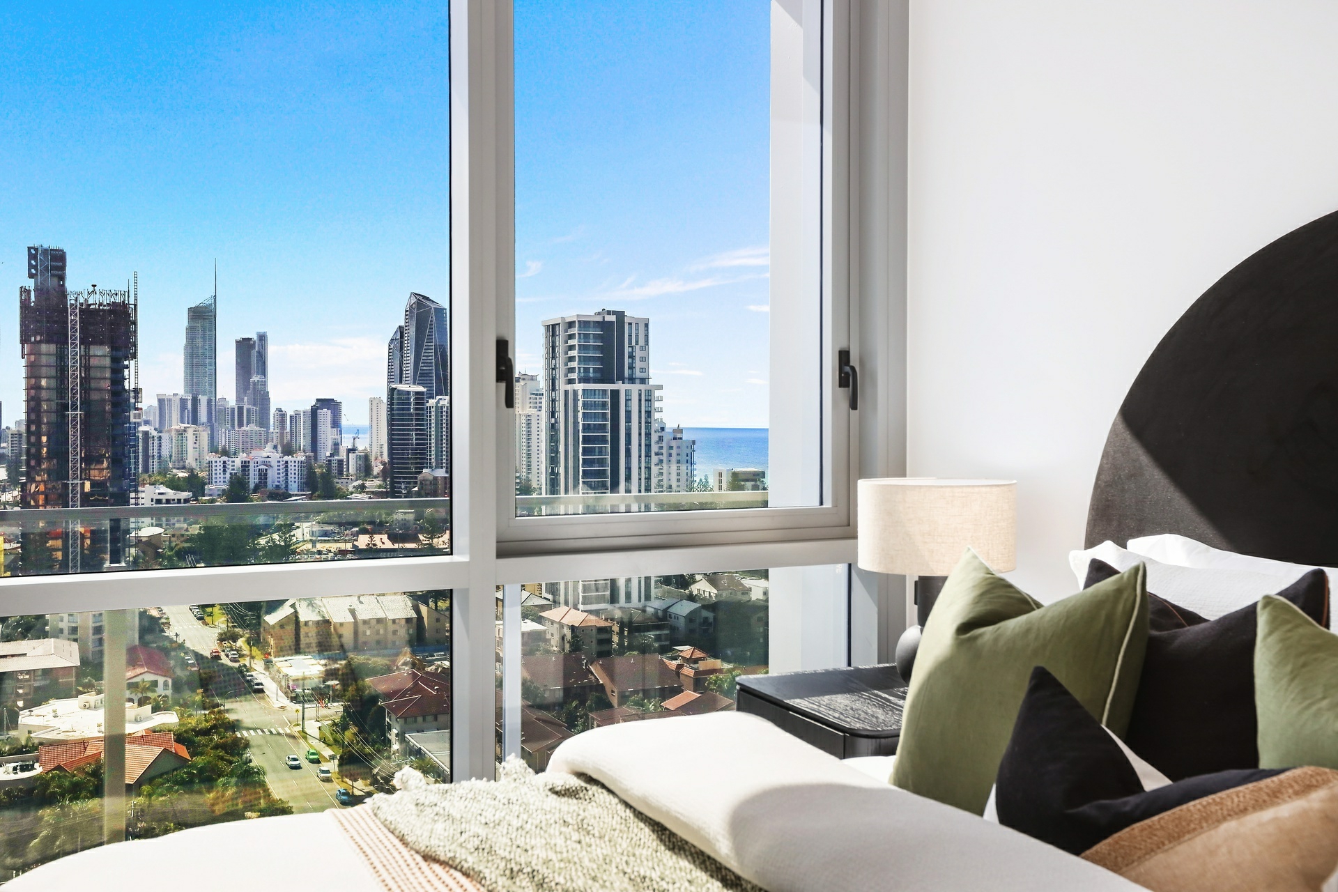 Broadbeach, 4218 — photo 15 of 17