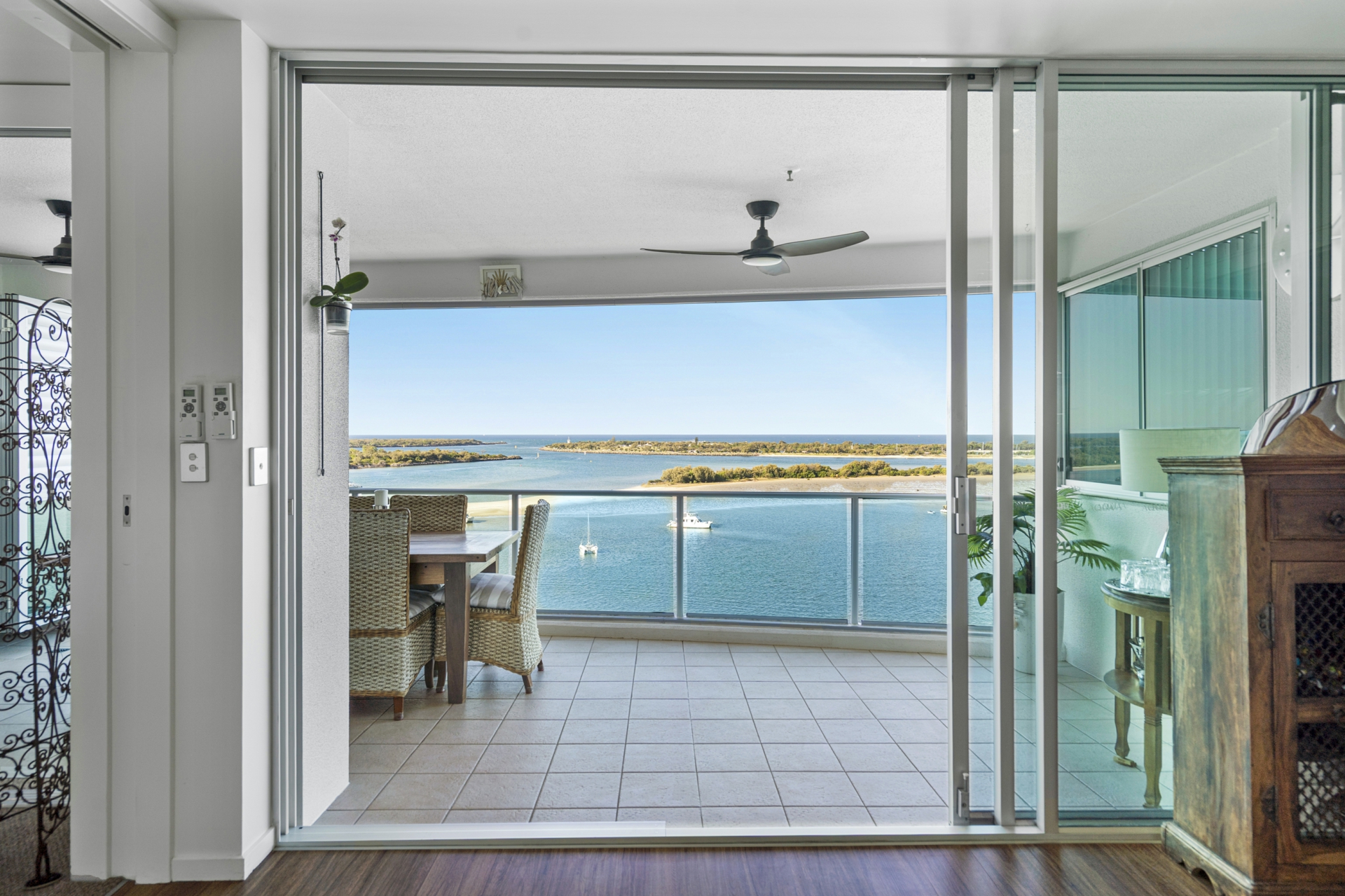 1103/300 Marine Parade — photo 19 of 30
