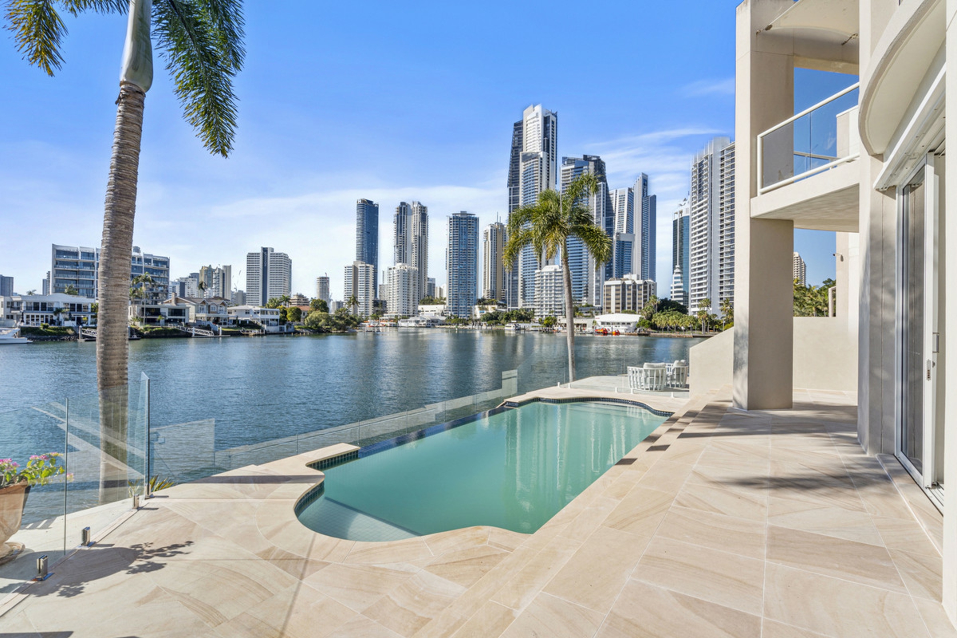 1/70 Sunrise Boulevard — photo from LJ Hooker Broadbeach
