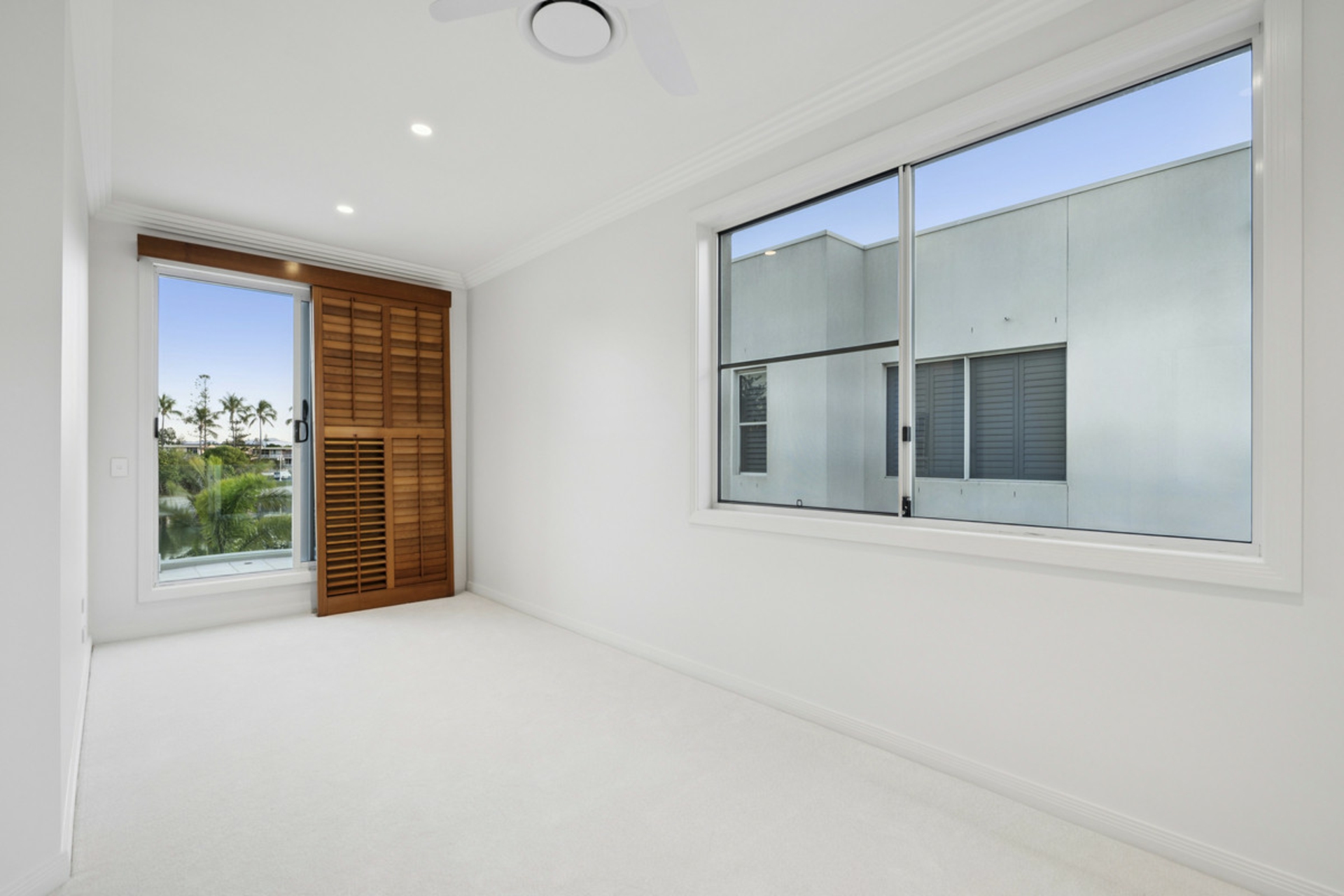 1/70 Sunrise Boulevard — photo 15 of 17