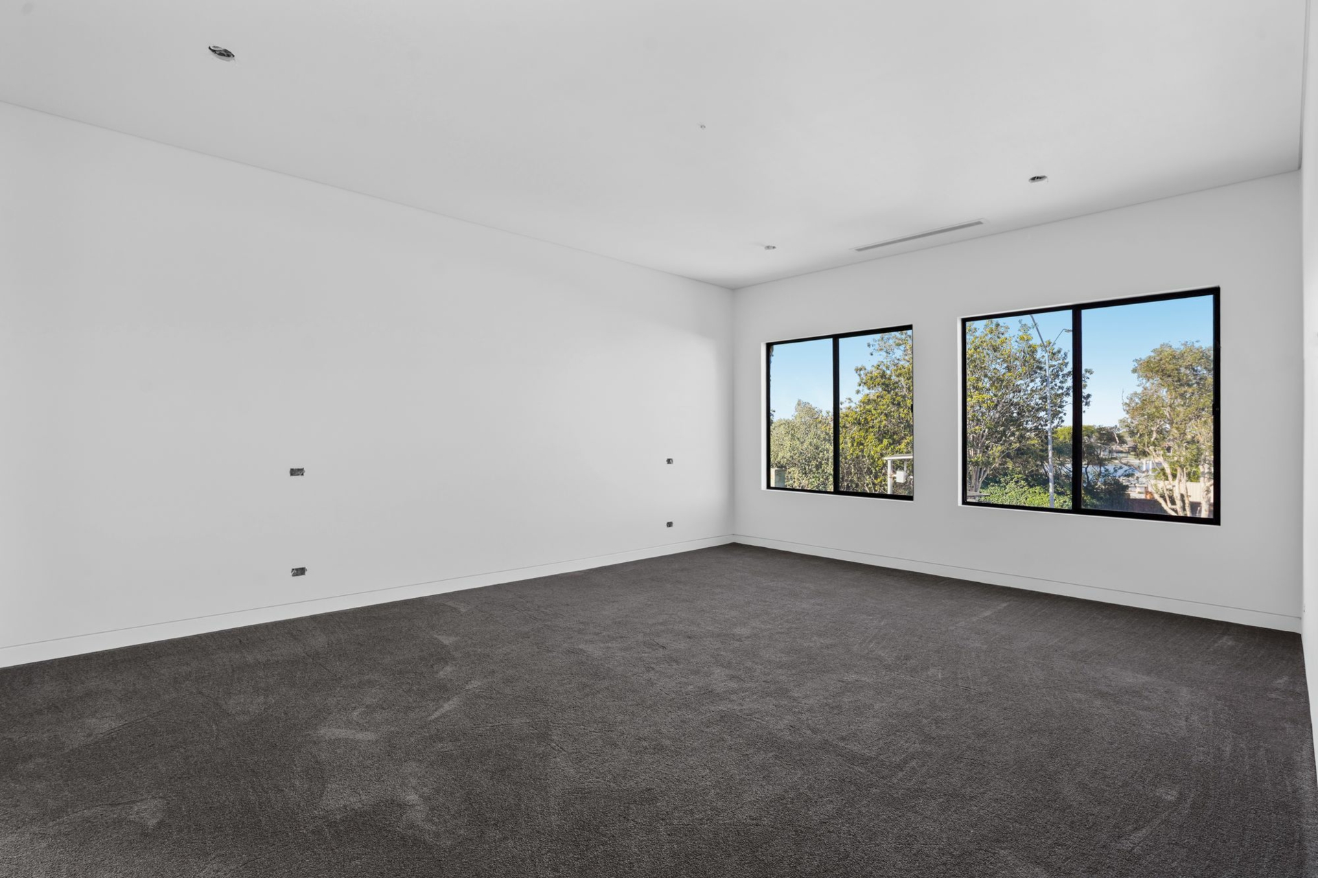 207 Sunshine Bvd — photo 12 of 23