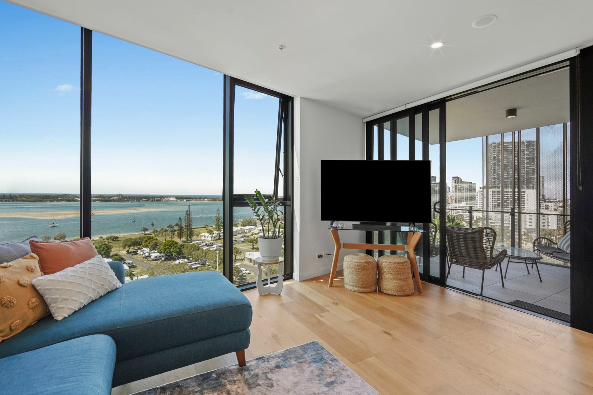 1105/165 Marine Parade — photo 6 of 26