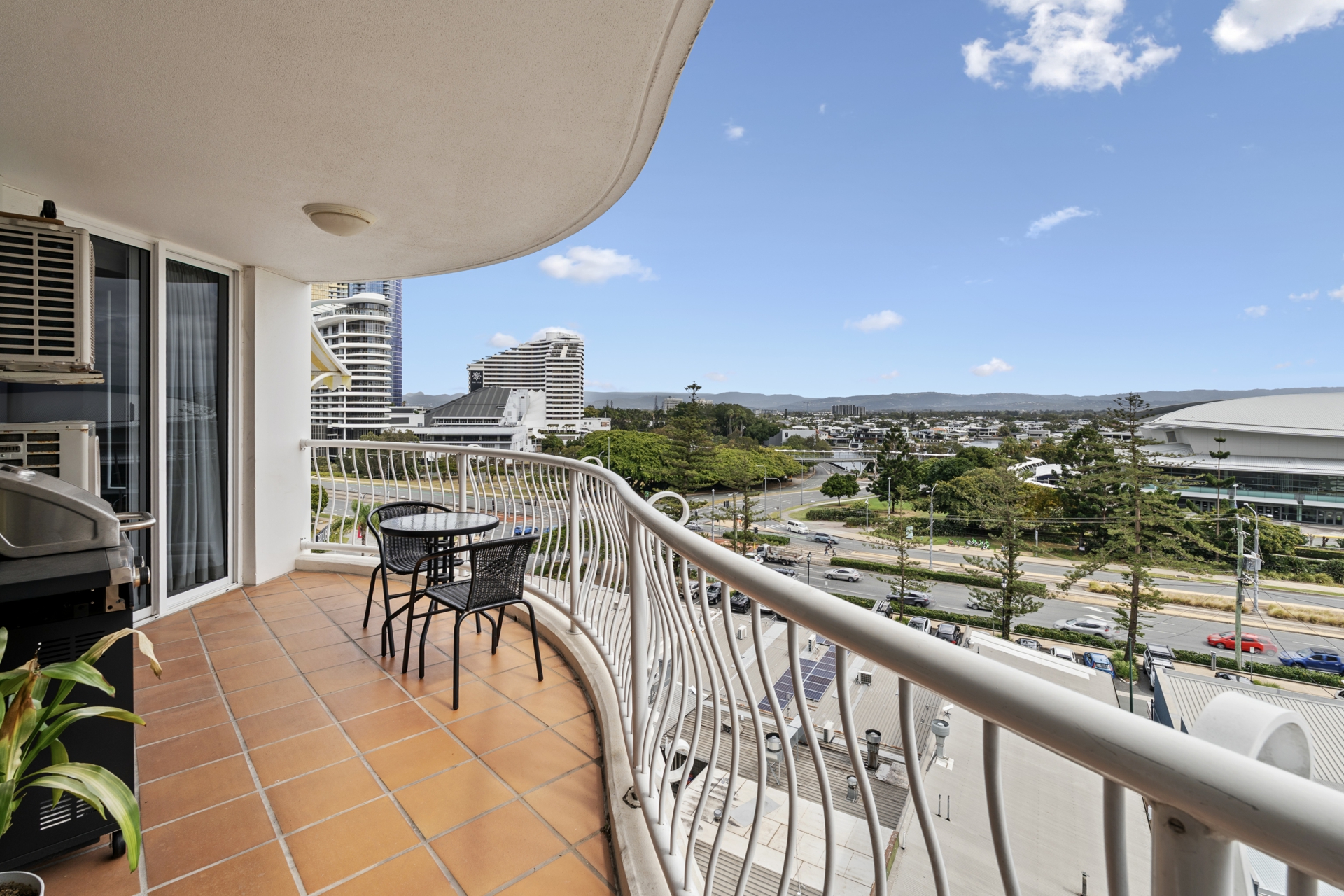 Broadbeach, 4218 — photo 3 of 15