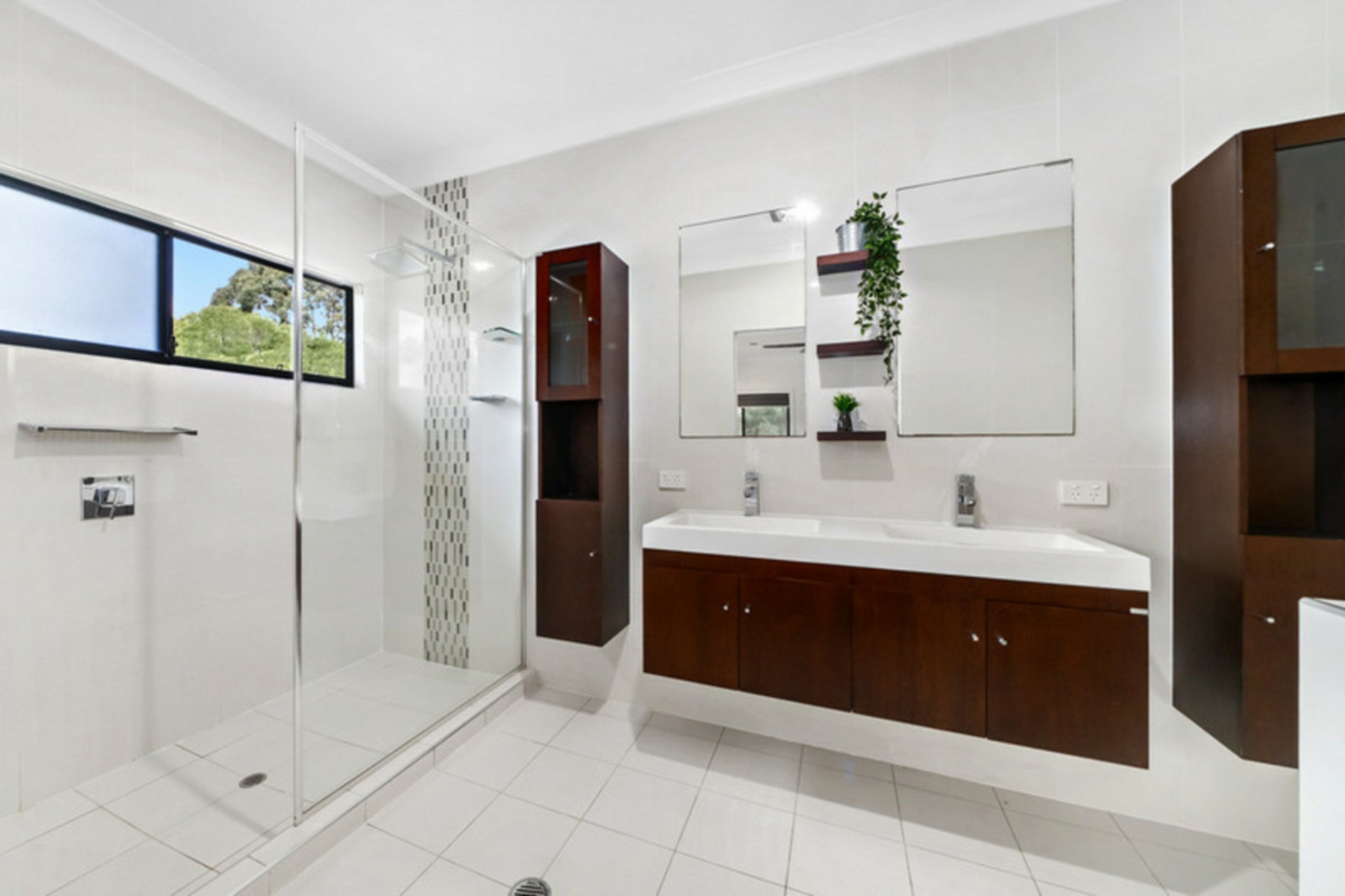 5 Livistona Crt — photo 6 of 21