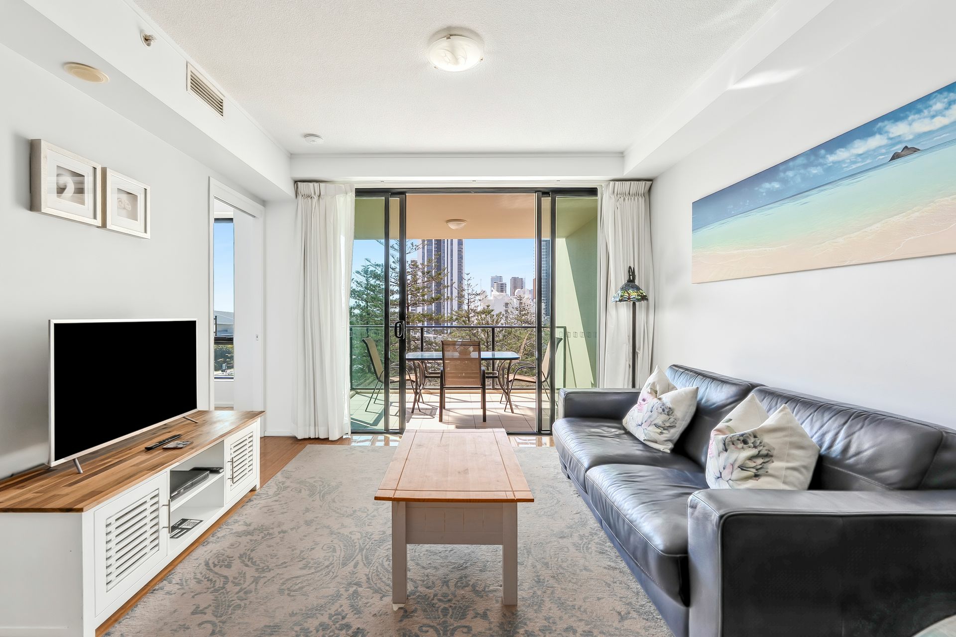 704/2685-2689 Gold Coast Highway — photo 5 of 15