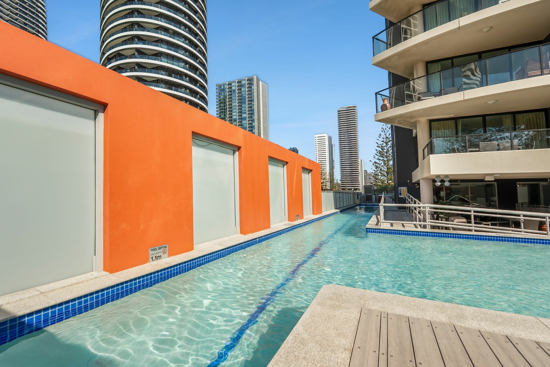 704/2685-2689 Gold Coast Highway — photo 9 of 15