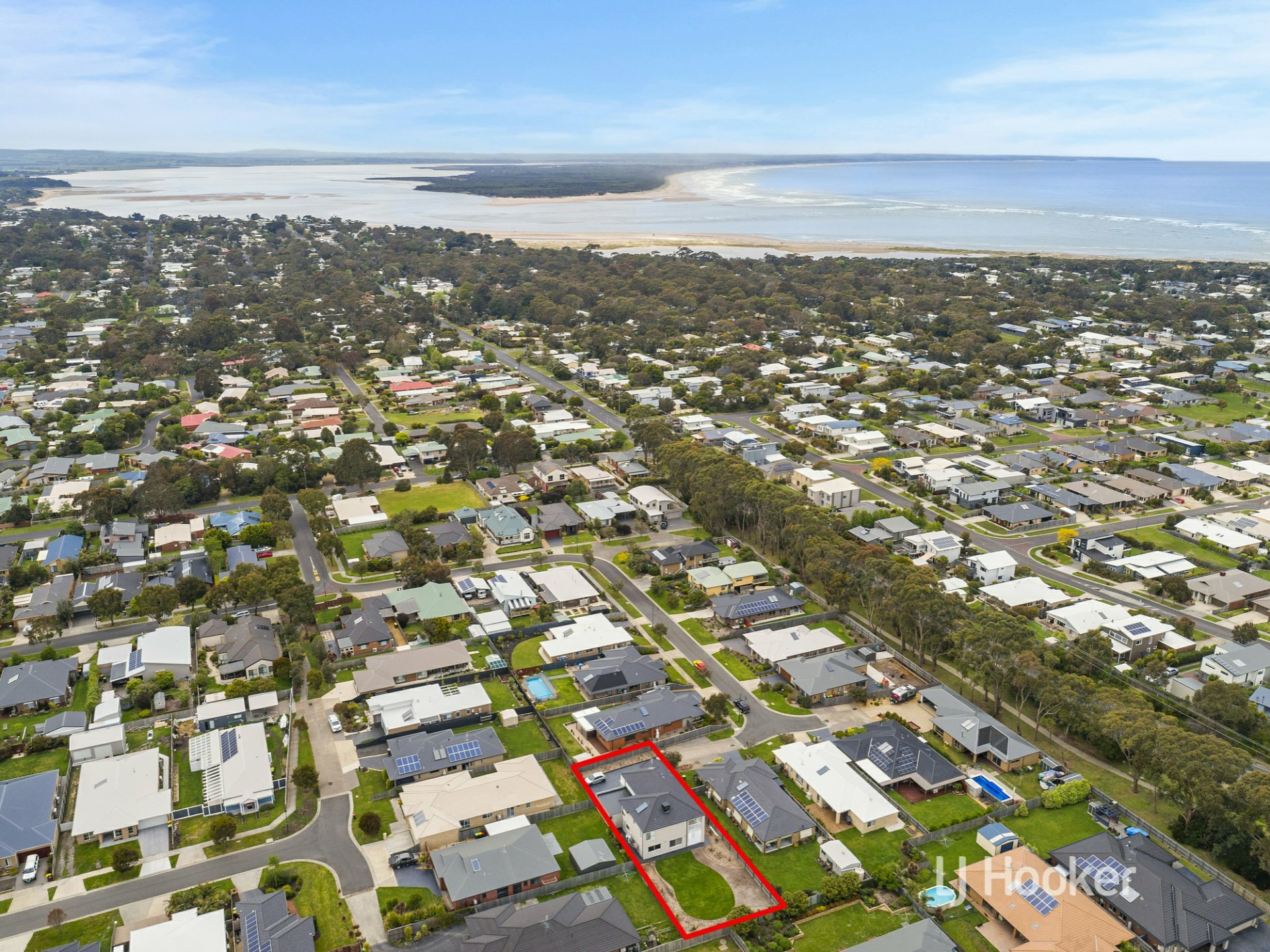 16 Hobson Place, INVERLOCH