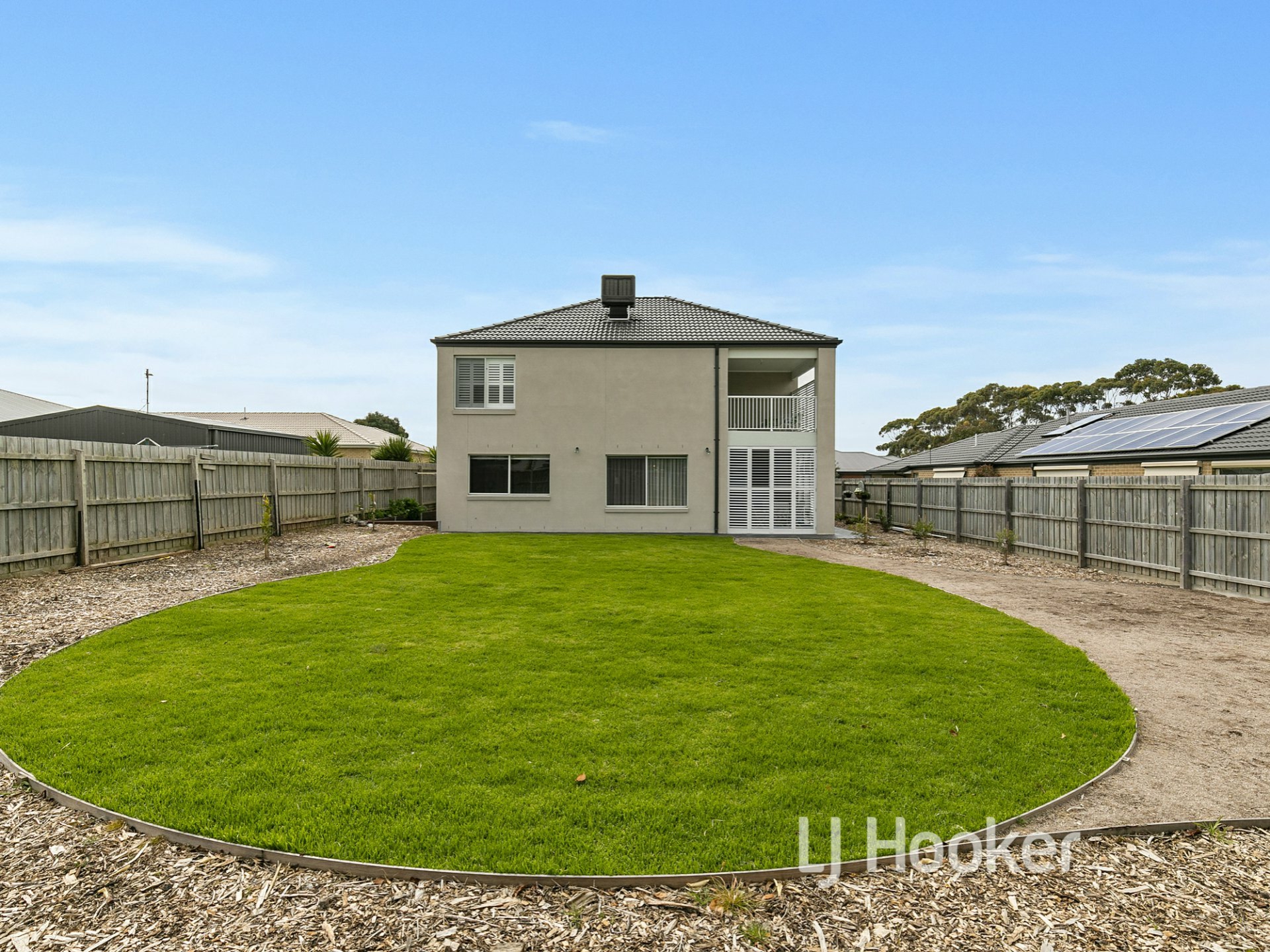 16 Hobson Place, INVERLOCH