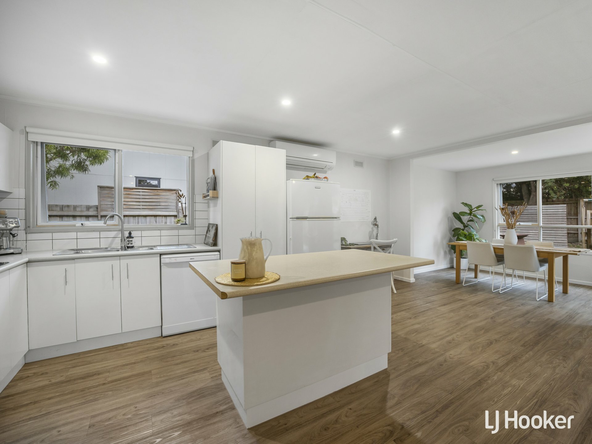 9 Lohr Avenue, INVERLOCH