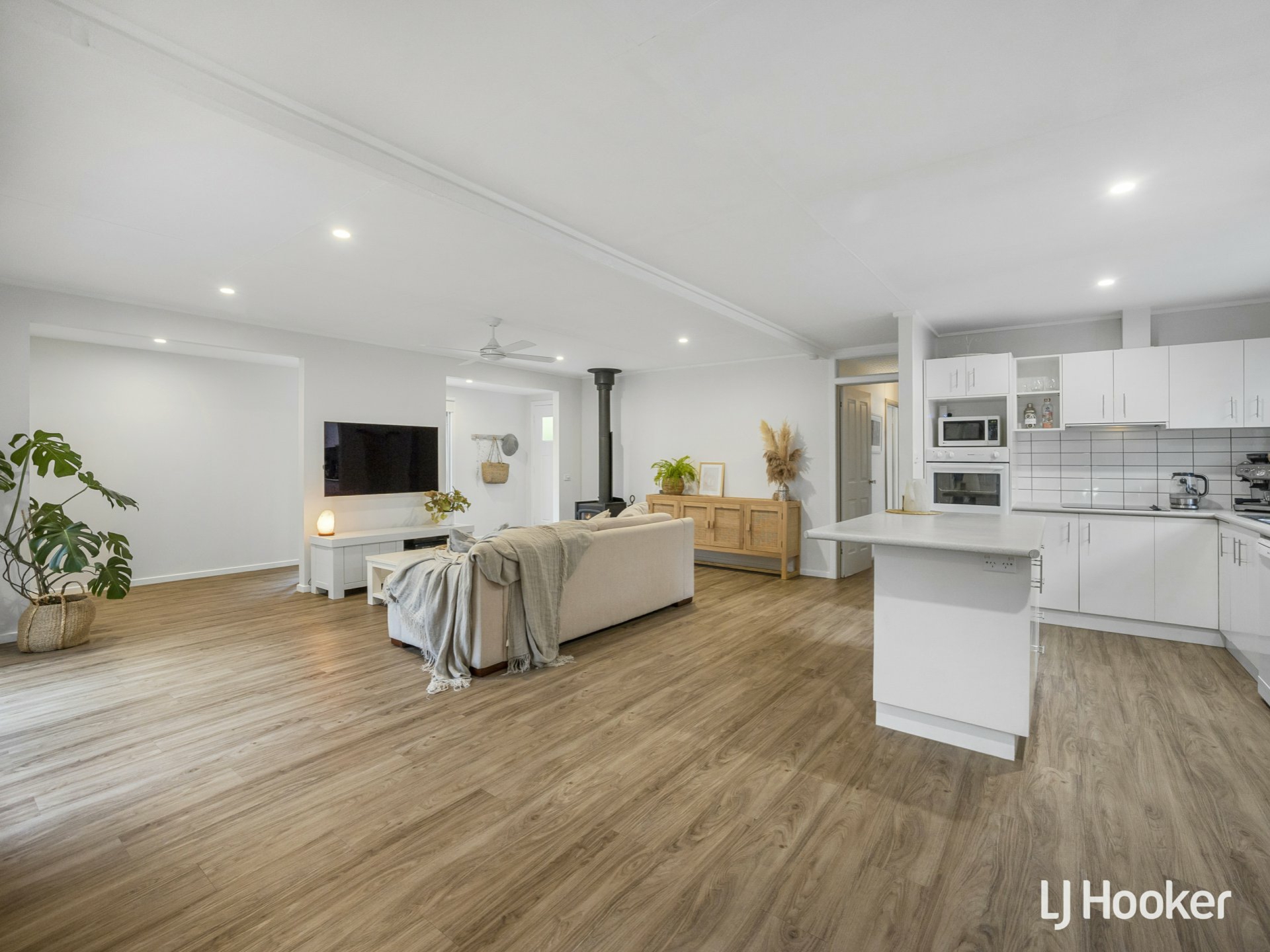 9 Lohr Avenue, INVERLOCH