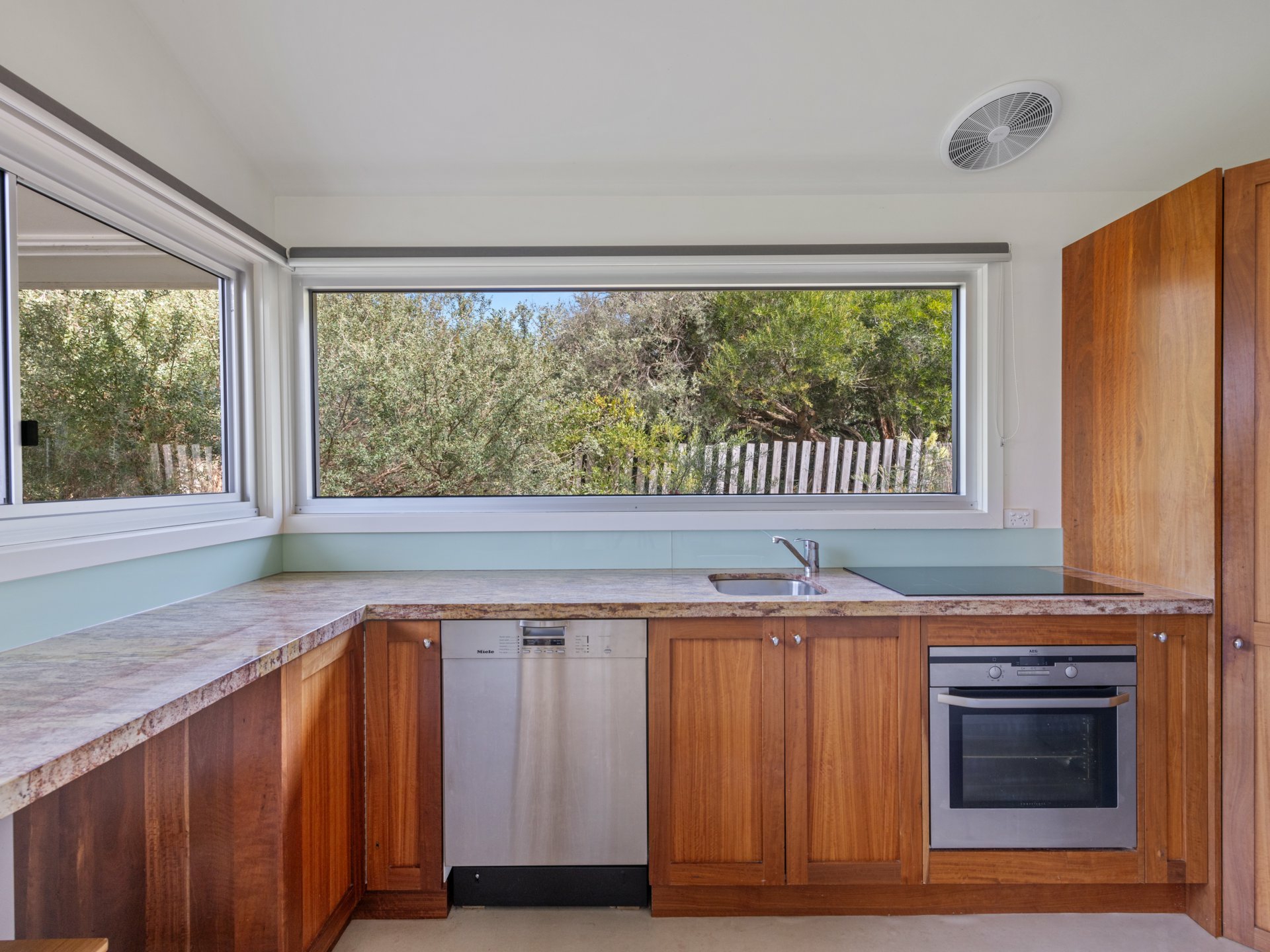 72 Surf Parade, INVERLOCH