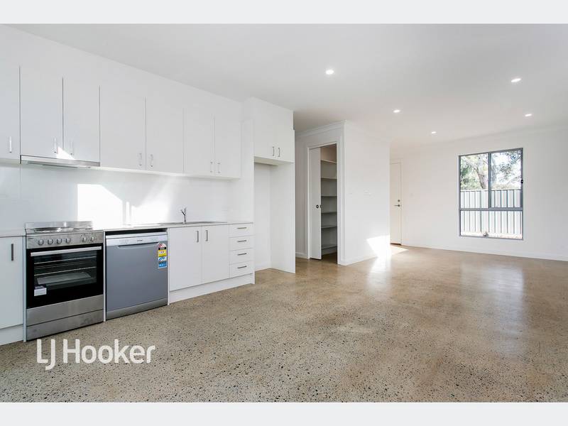 4/8 Wakelin Terrace, O'SULLIVAN BEACH
