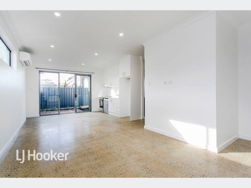 4/8 Wakelin Terrace, O'SULLIVAN BEACH