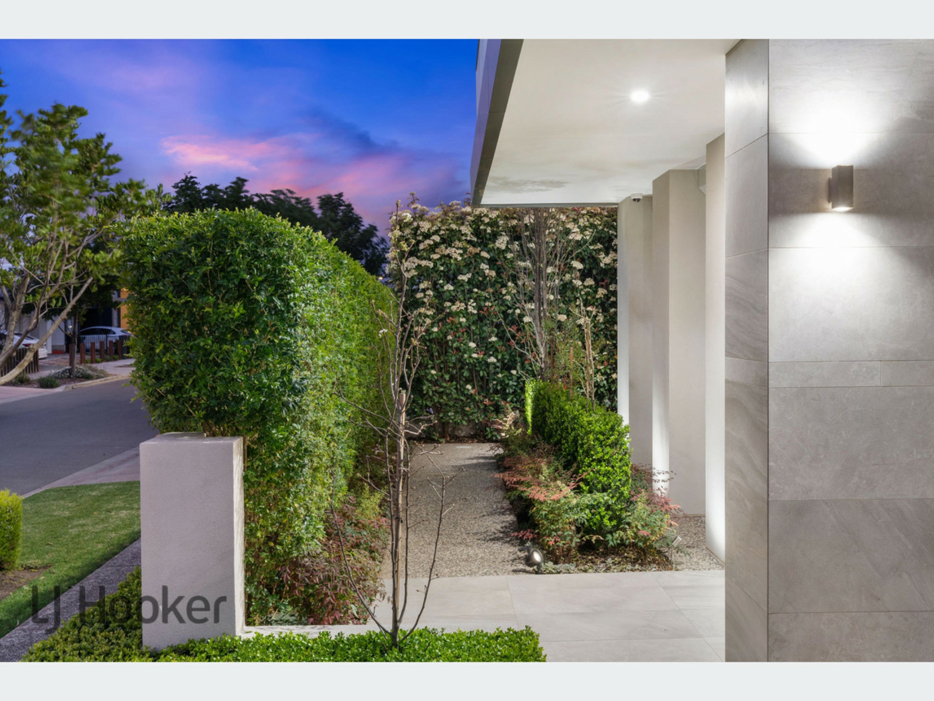 53 Condon Drive, LIGHTSVIEW