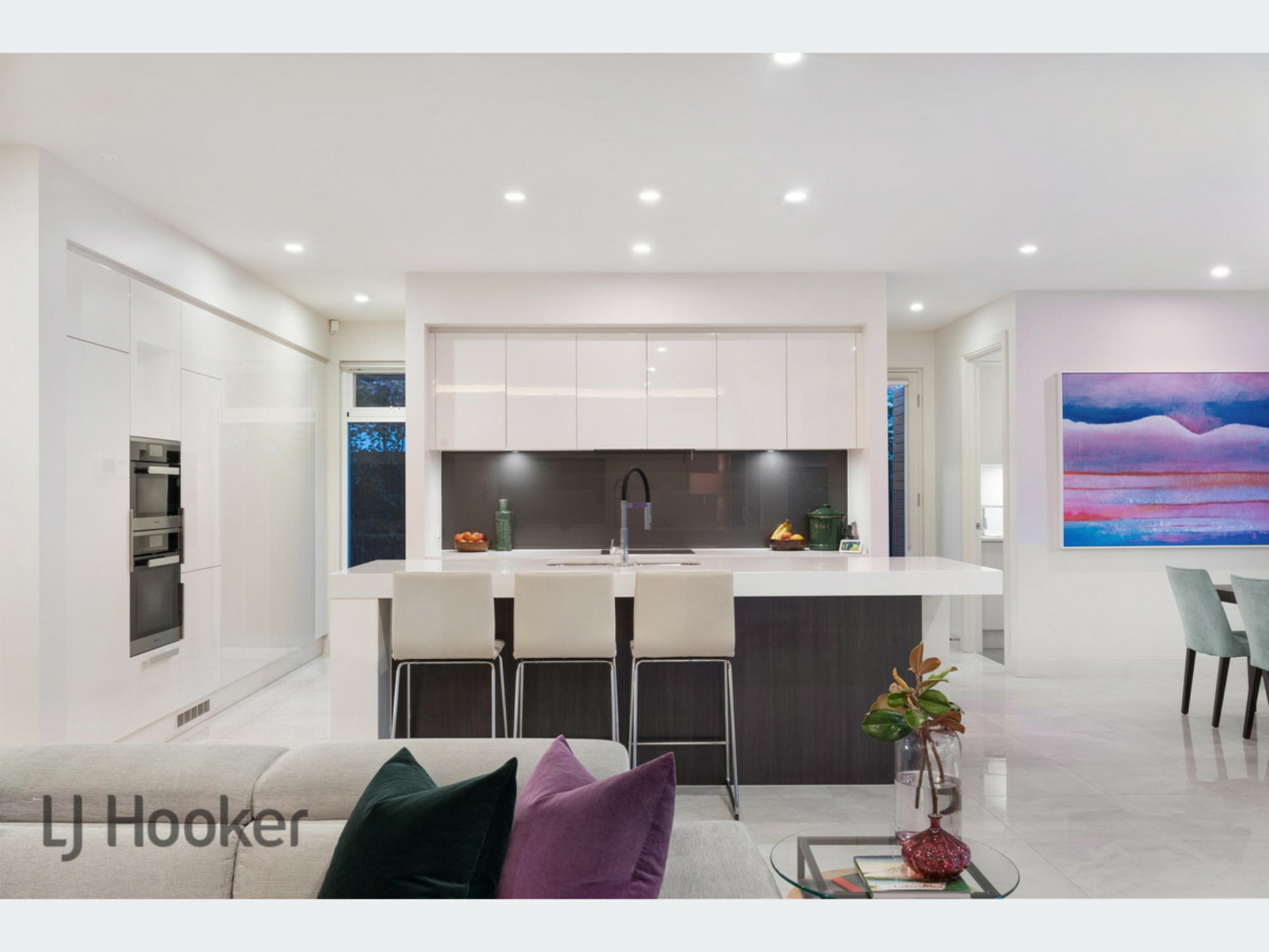 53 Condon Drive, LIGHTSVIEW