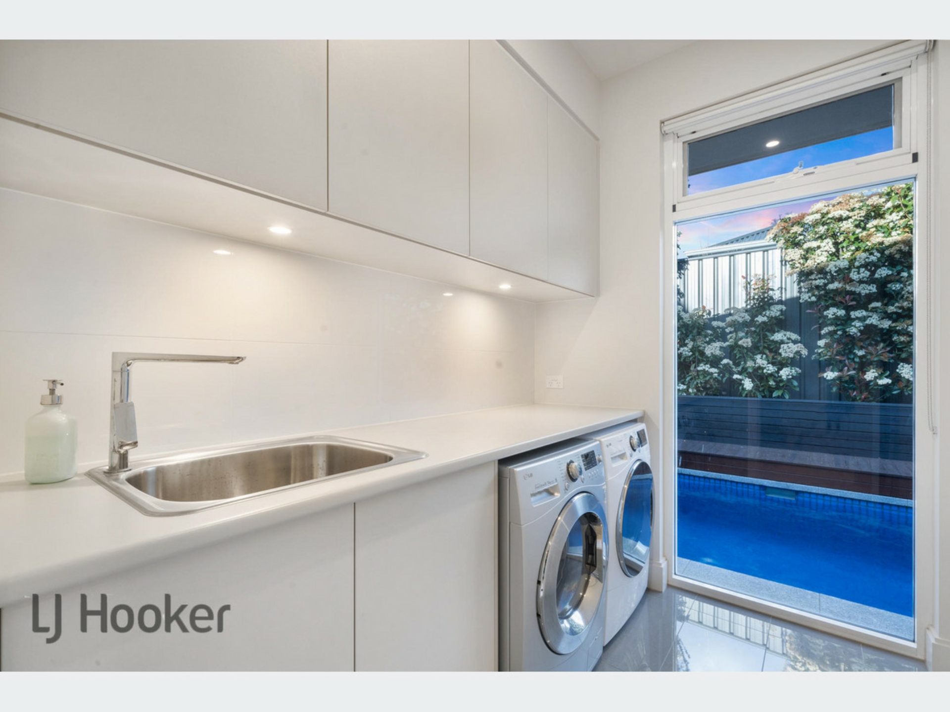 53 Condon Drive, LIGHTSVIEW