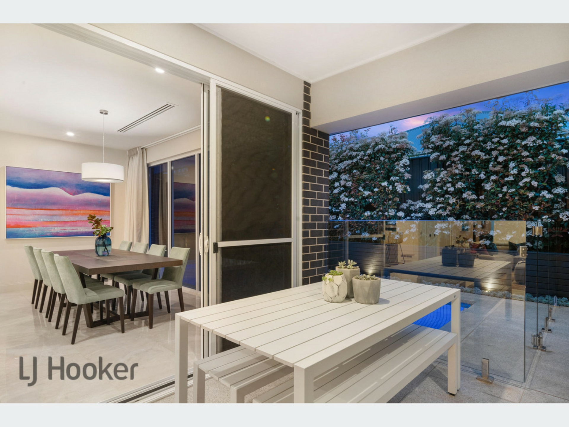 53 Condon Drive, LIGHTSVIEW