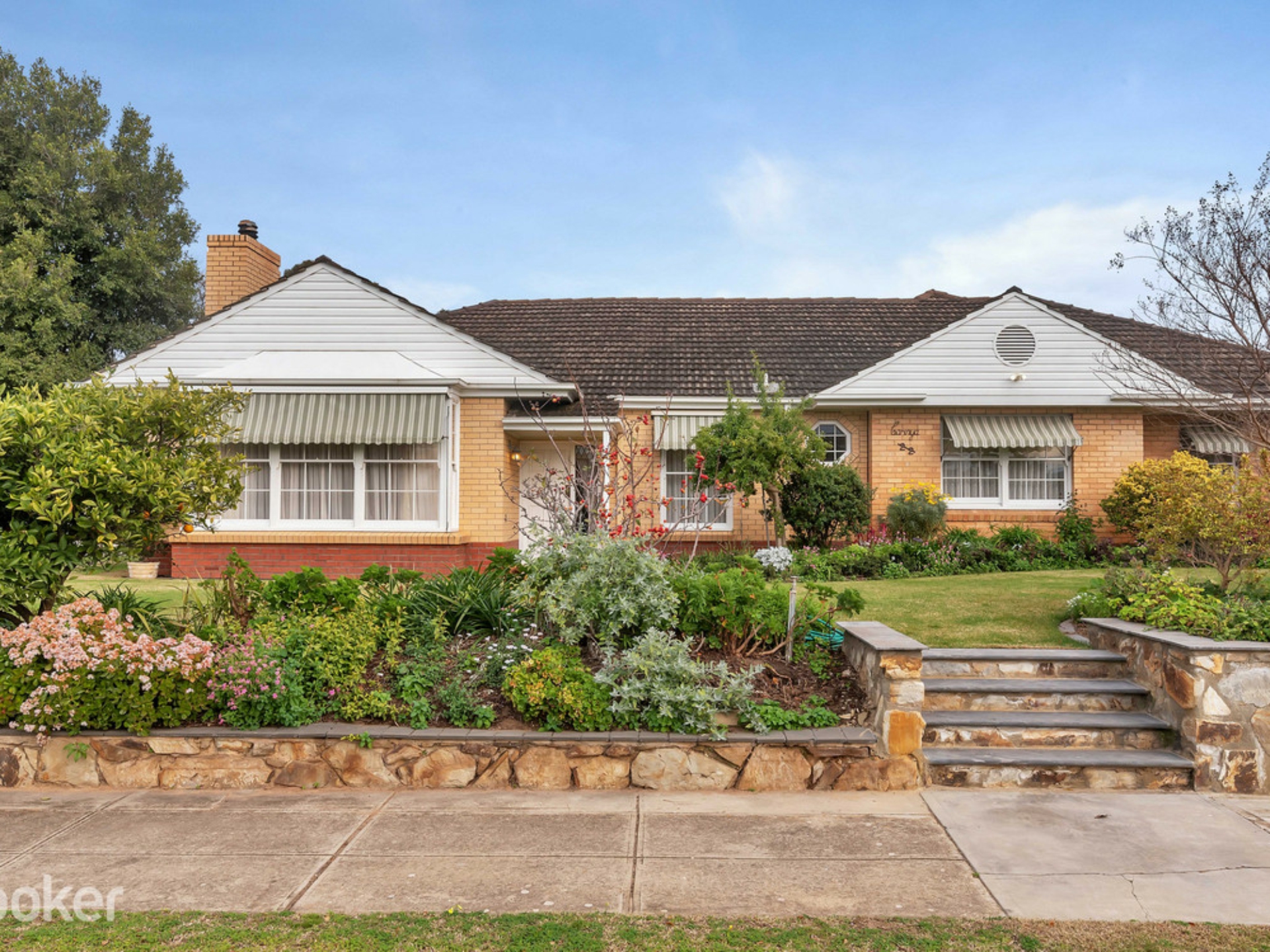 22 Fulham Park Drive, LOCKLEYS