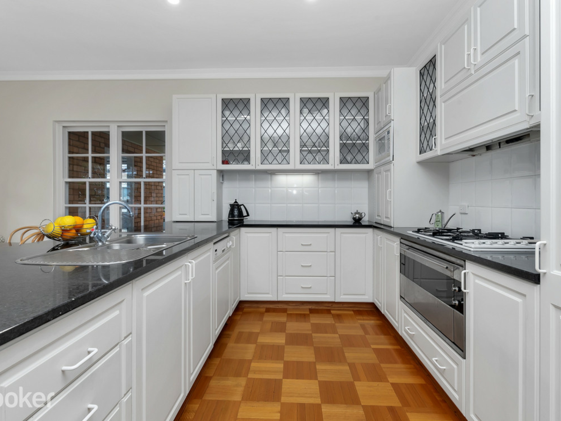 22 Fulham Park Drive, LOCKLEYS