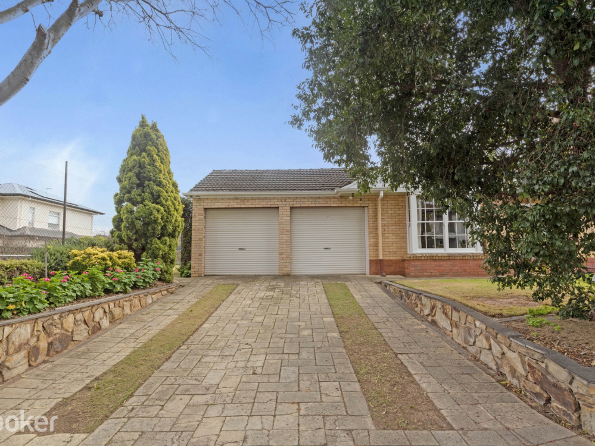 22 Fulham Park Drive, LOCKLEYS