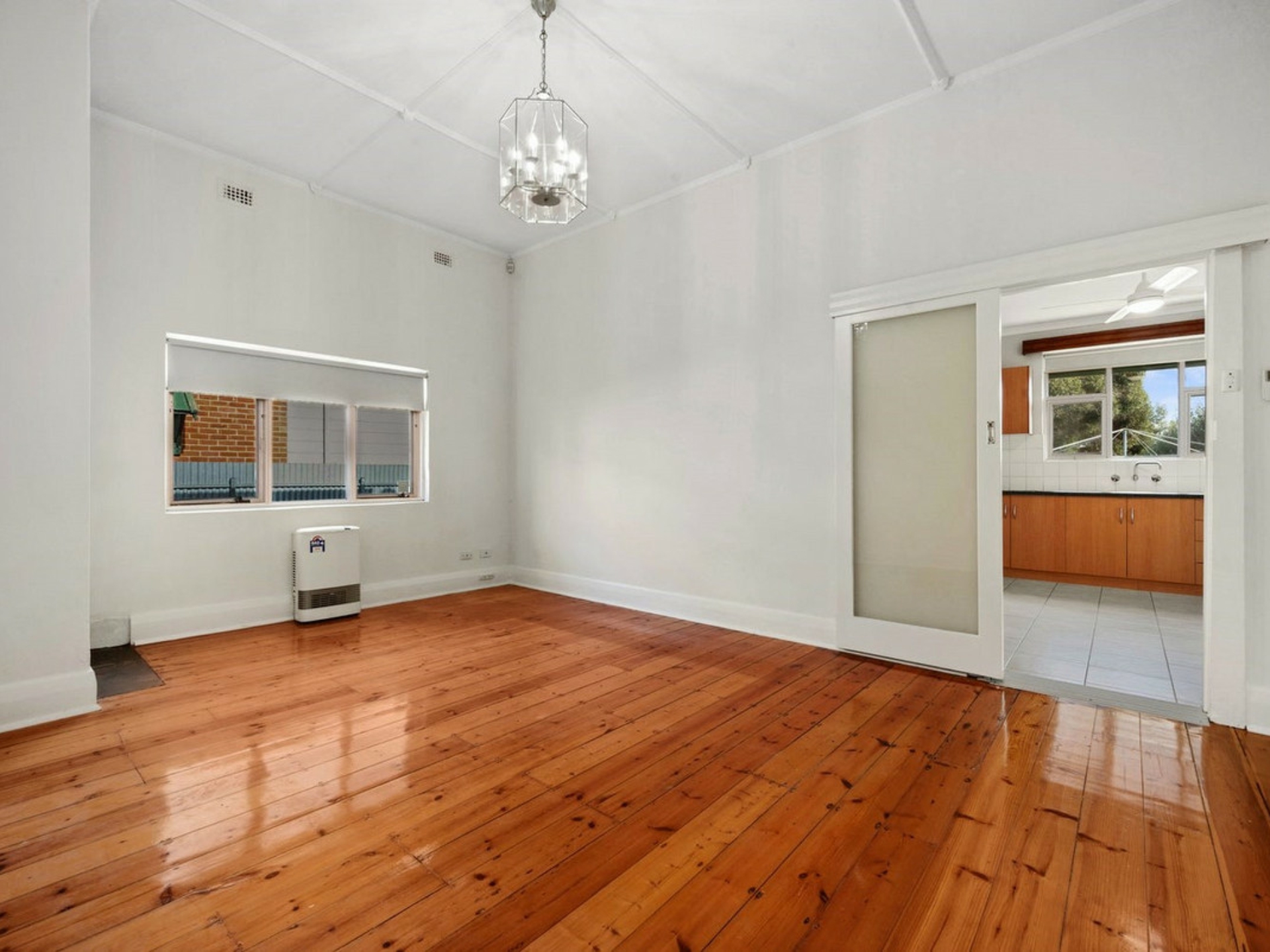 12 Pearse Street, UNDERDALE