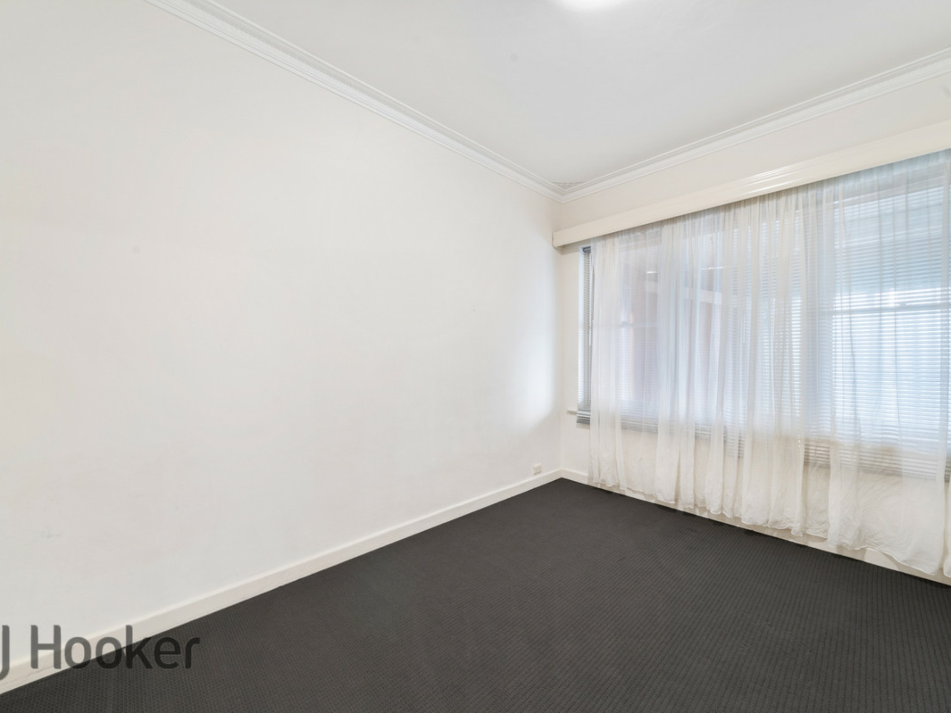 4 Tyrie Avenue, FINDON