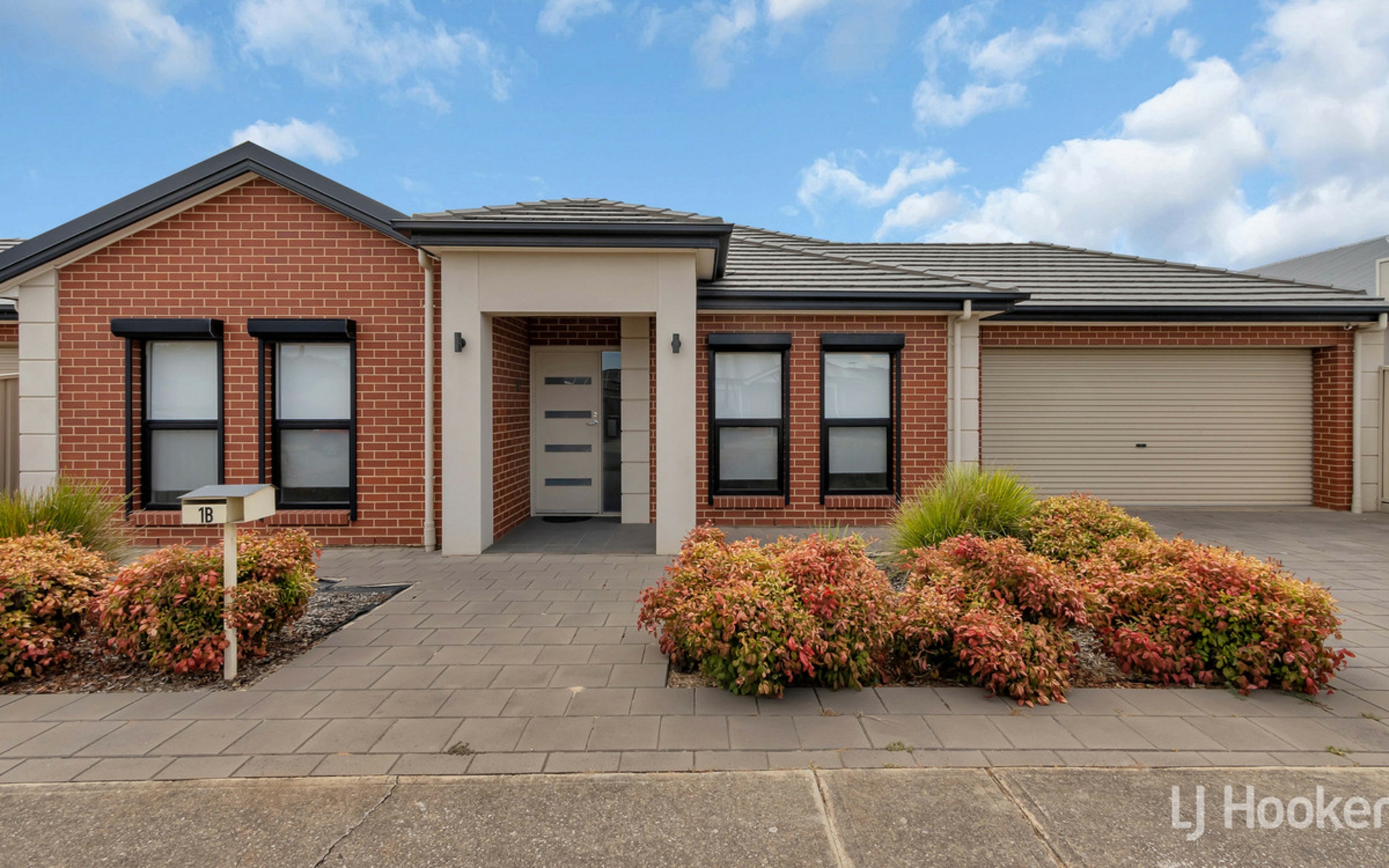1B Broadford Crescent Findon SA