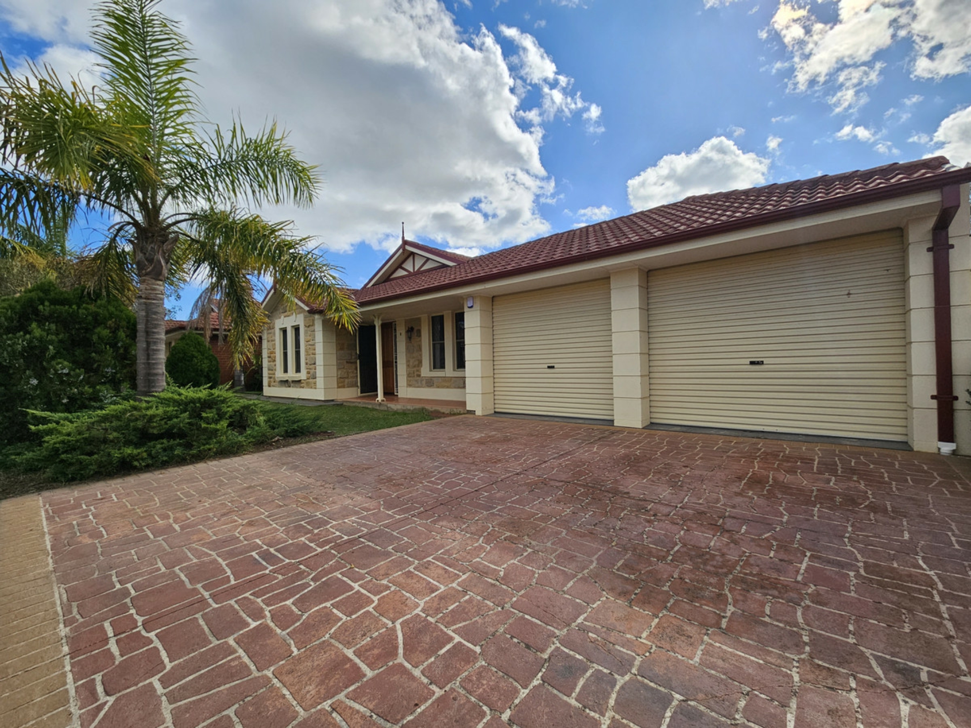 2A Kingborn Avenue, SEATON