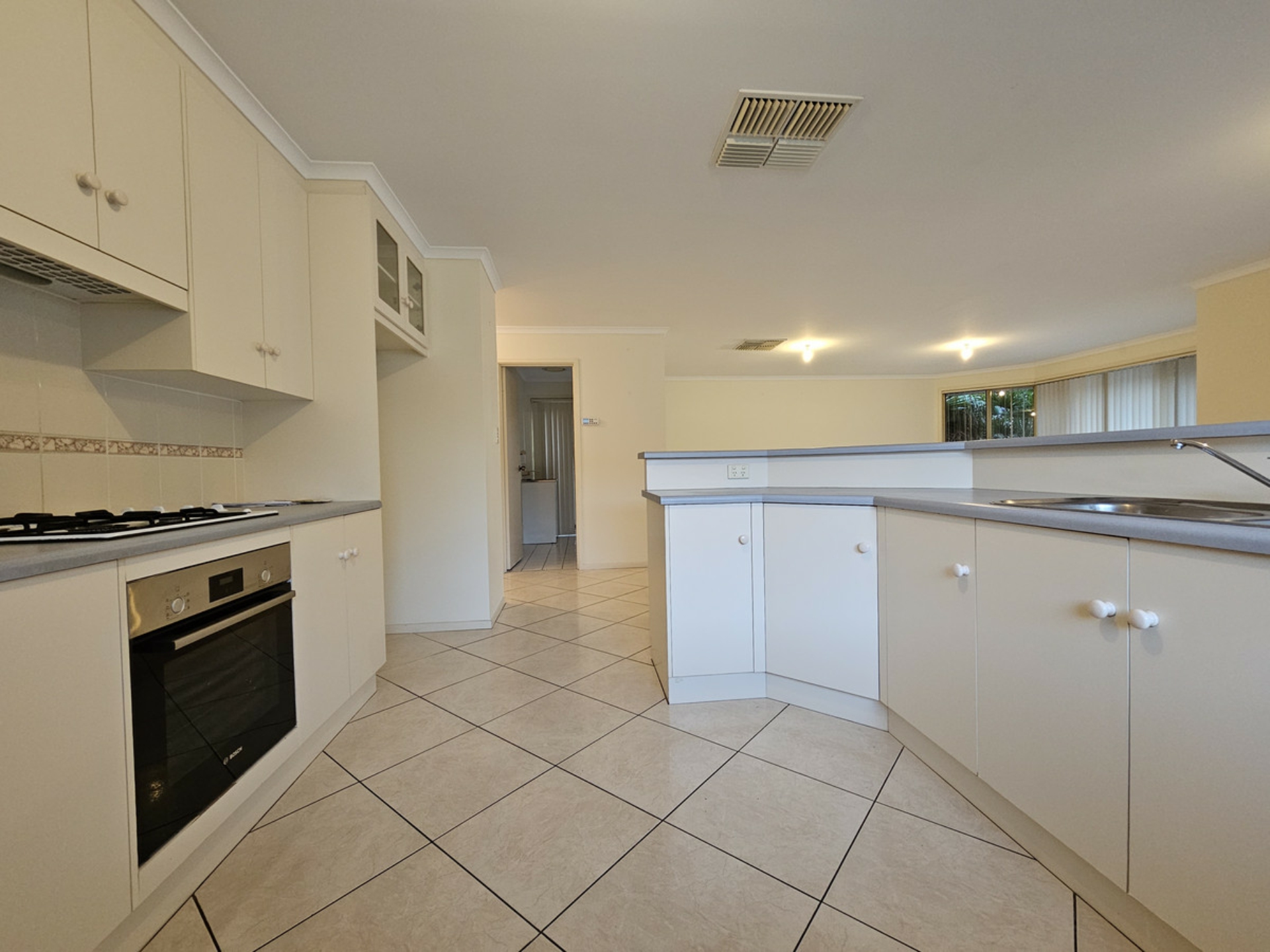 2A Kingborn Avenue, SEATON