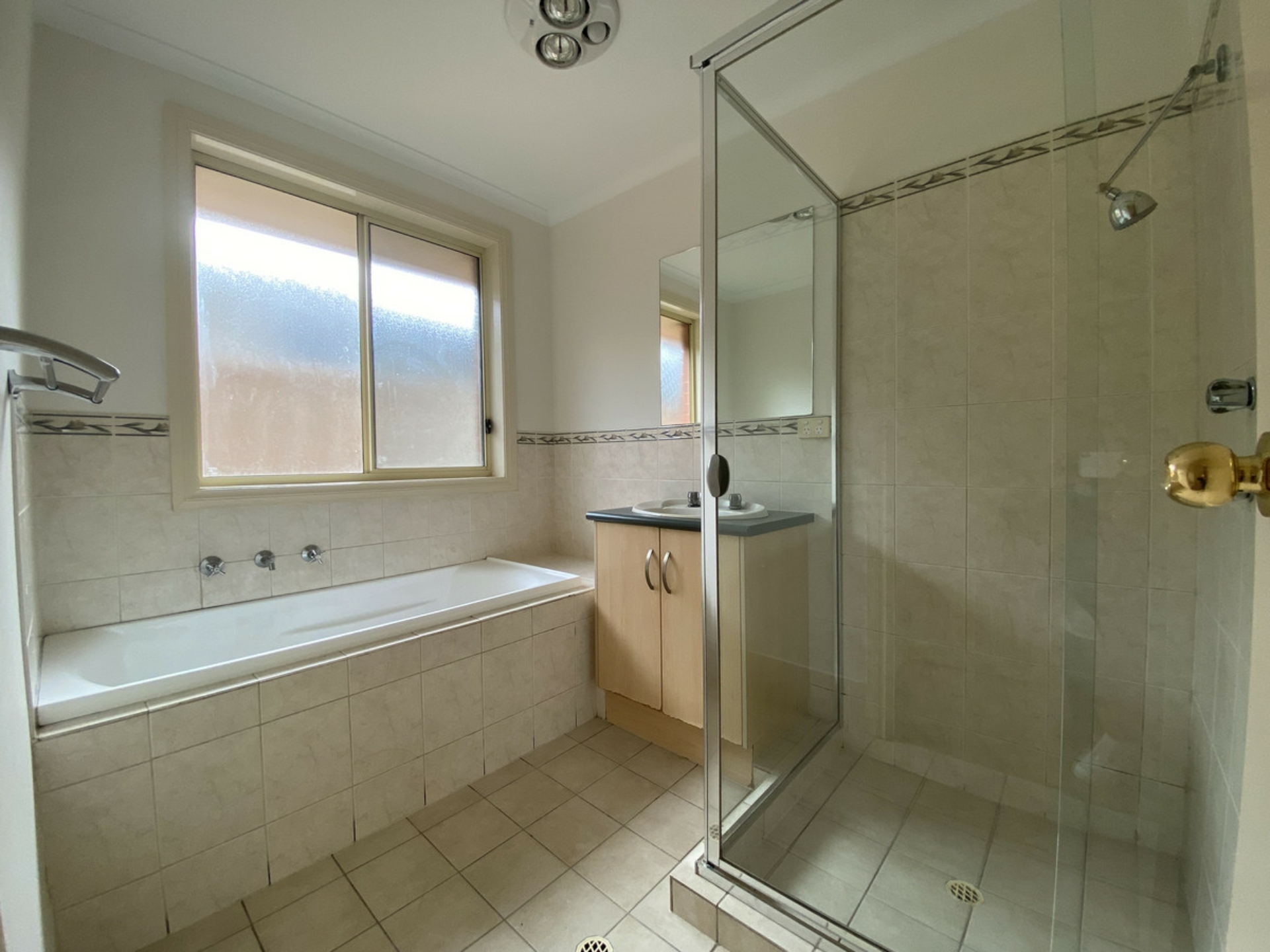 2 Greenlea Court, MUNNO PARA WEST