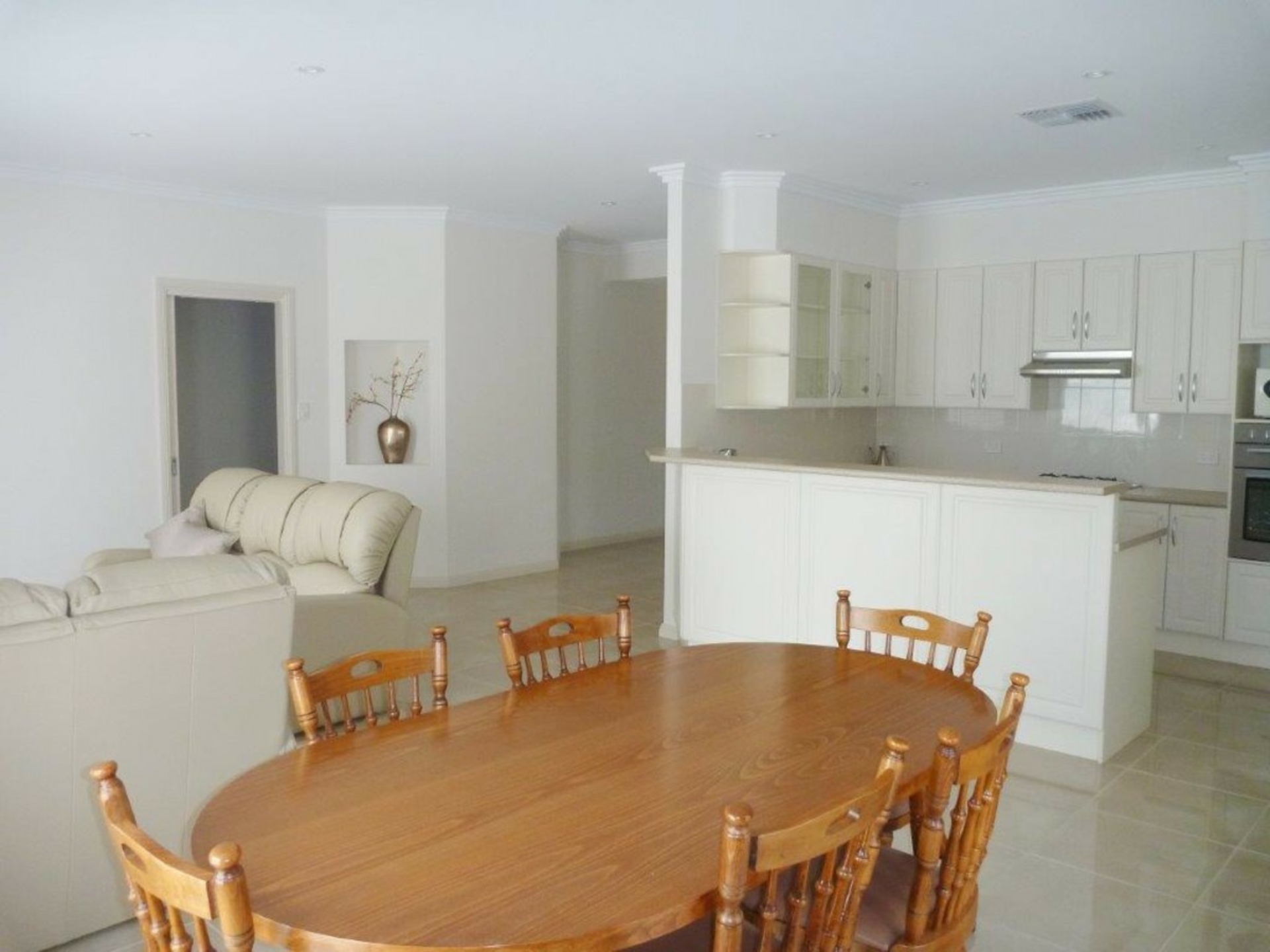 2 Eyre Street, FINDON