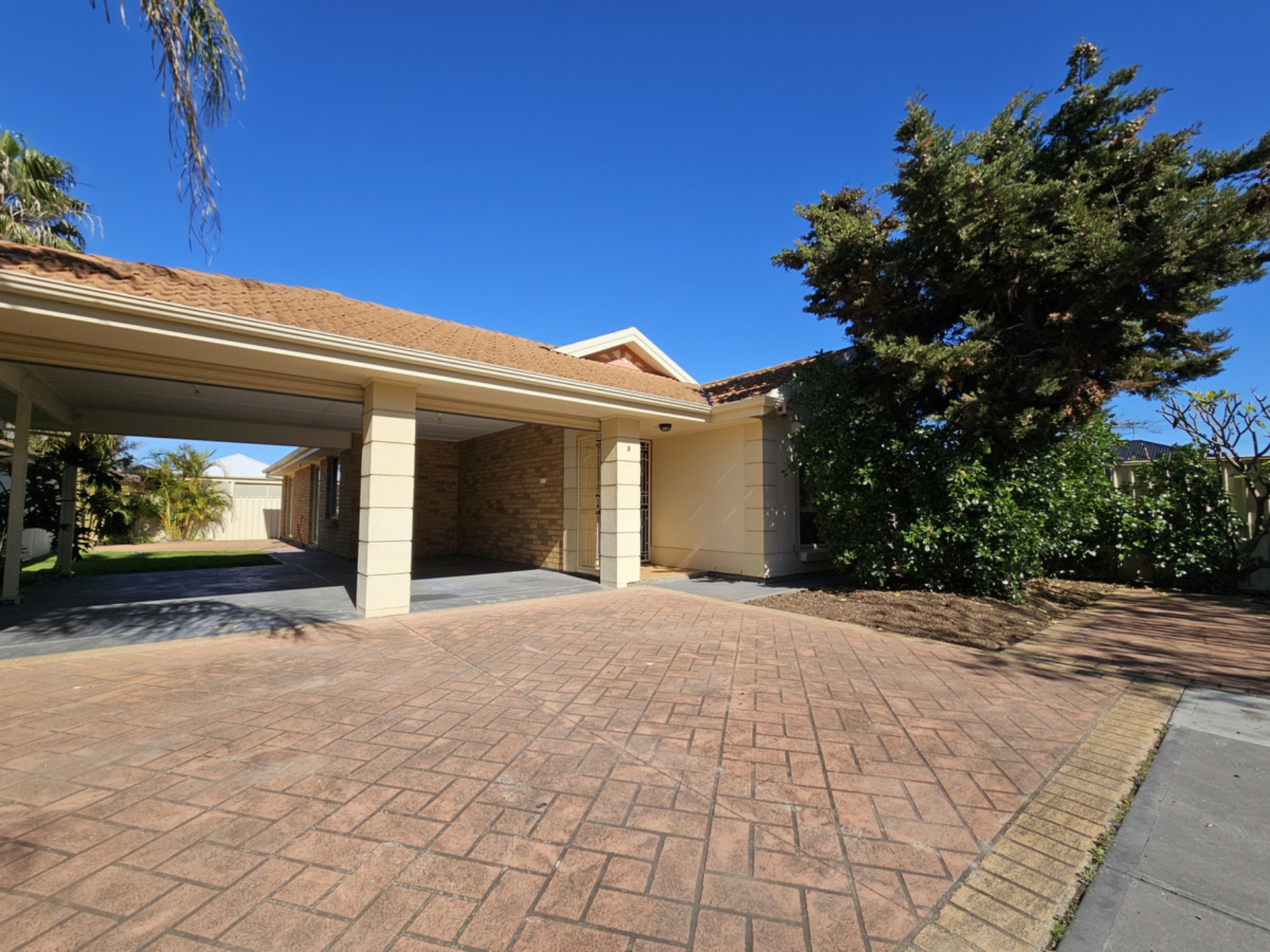 2A Kingborn Avenue, SEATON